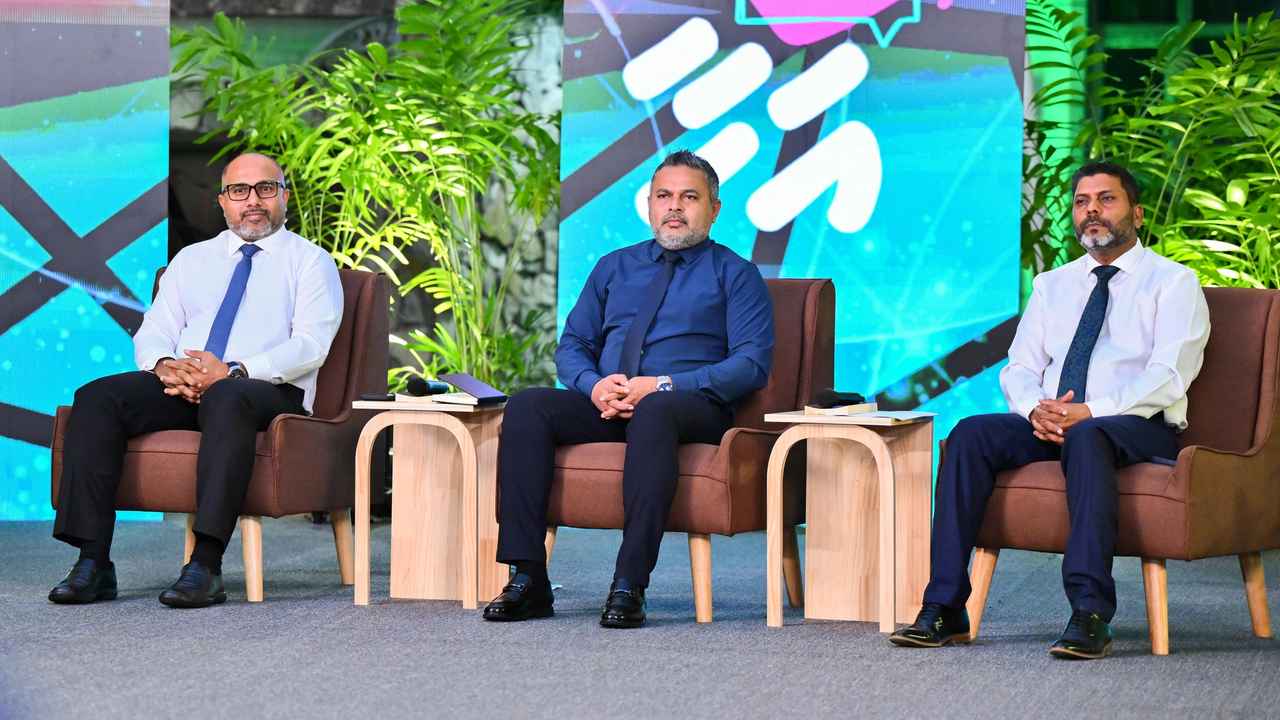 Home Minister, Fisheries Minister and Youth Minister at the "Ahaa" Forum.