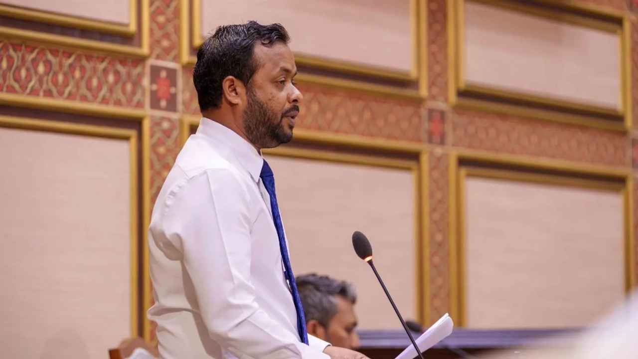Housing Minister Dr Abdulla Muththalib speaking in the People's Majlis chamber
