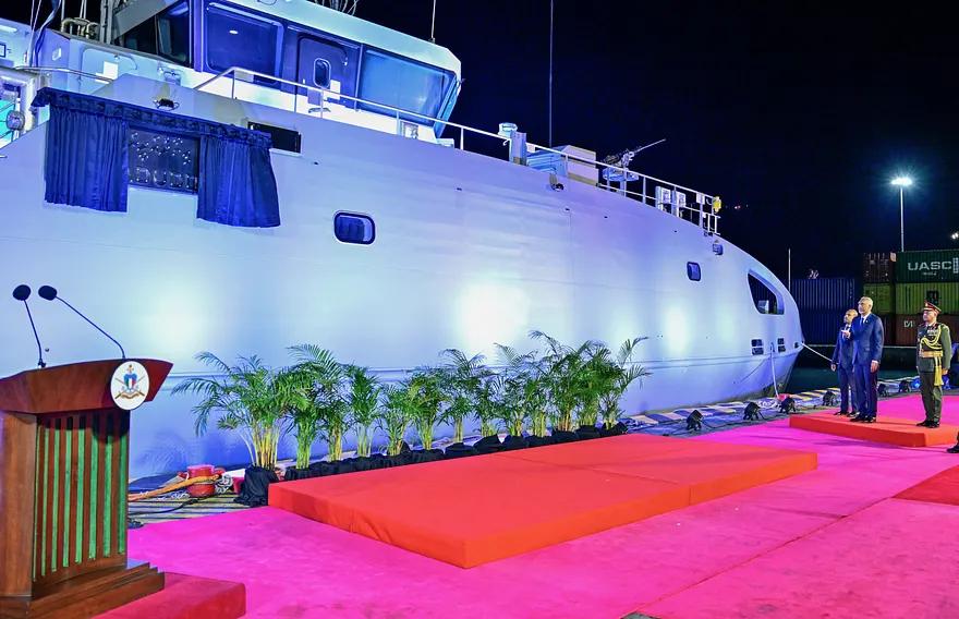 President Dr. Mohammad Muizzu inspects the newly commissioned Australian navy-vessel