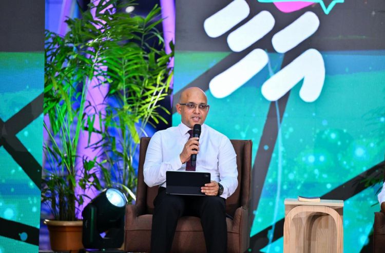 Finance Minister Hassan Zareer participating in the Ahaa Forum