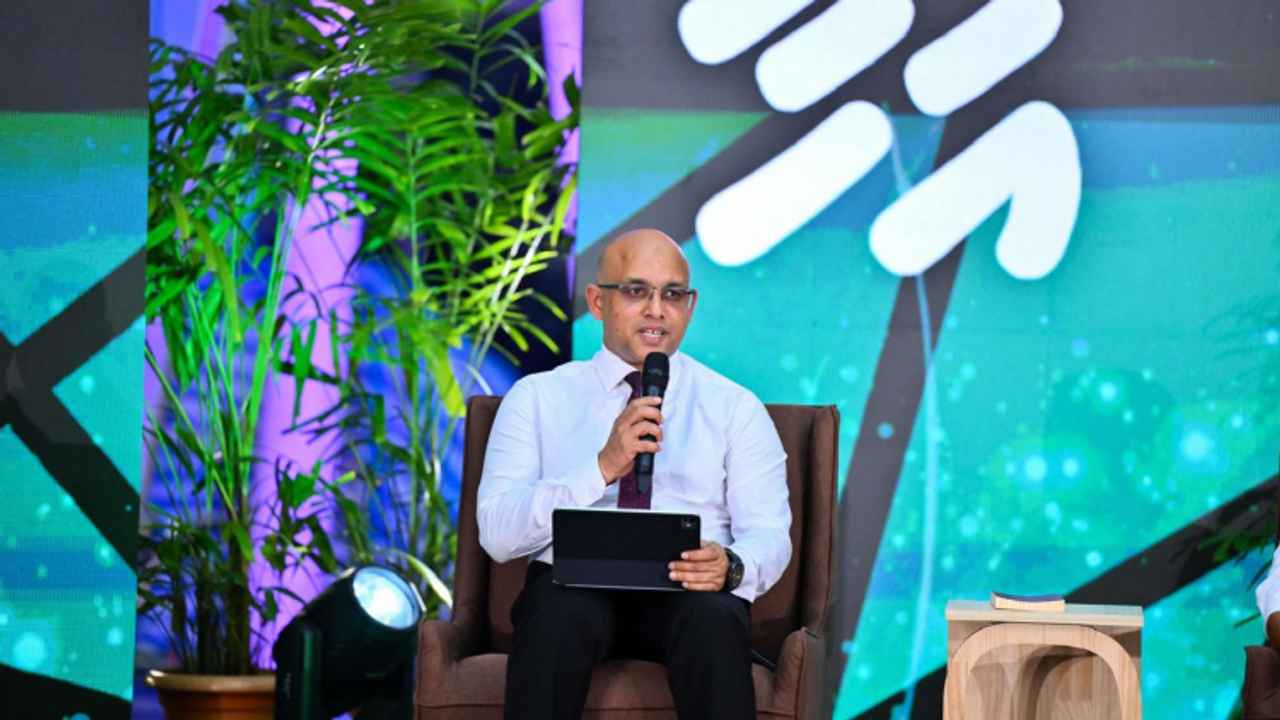 Finance Minister Hassan Zareer participating in the Ahaa Forum