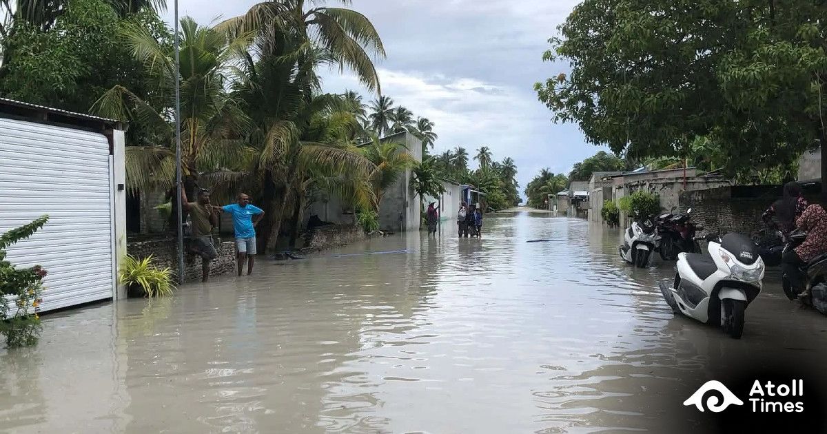 Heavy rain floods Fiyoaree and prompts weather alerts across the atolls