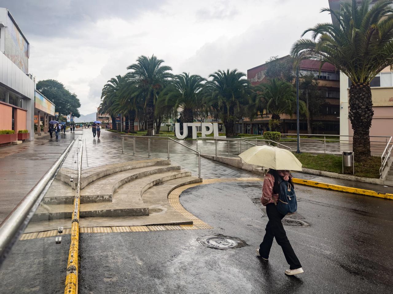 UTPL — Ecuador universidad técnica particular de loja stormwater plaza.