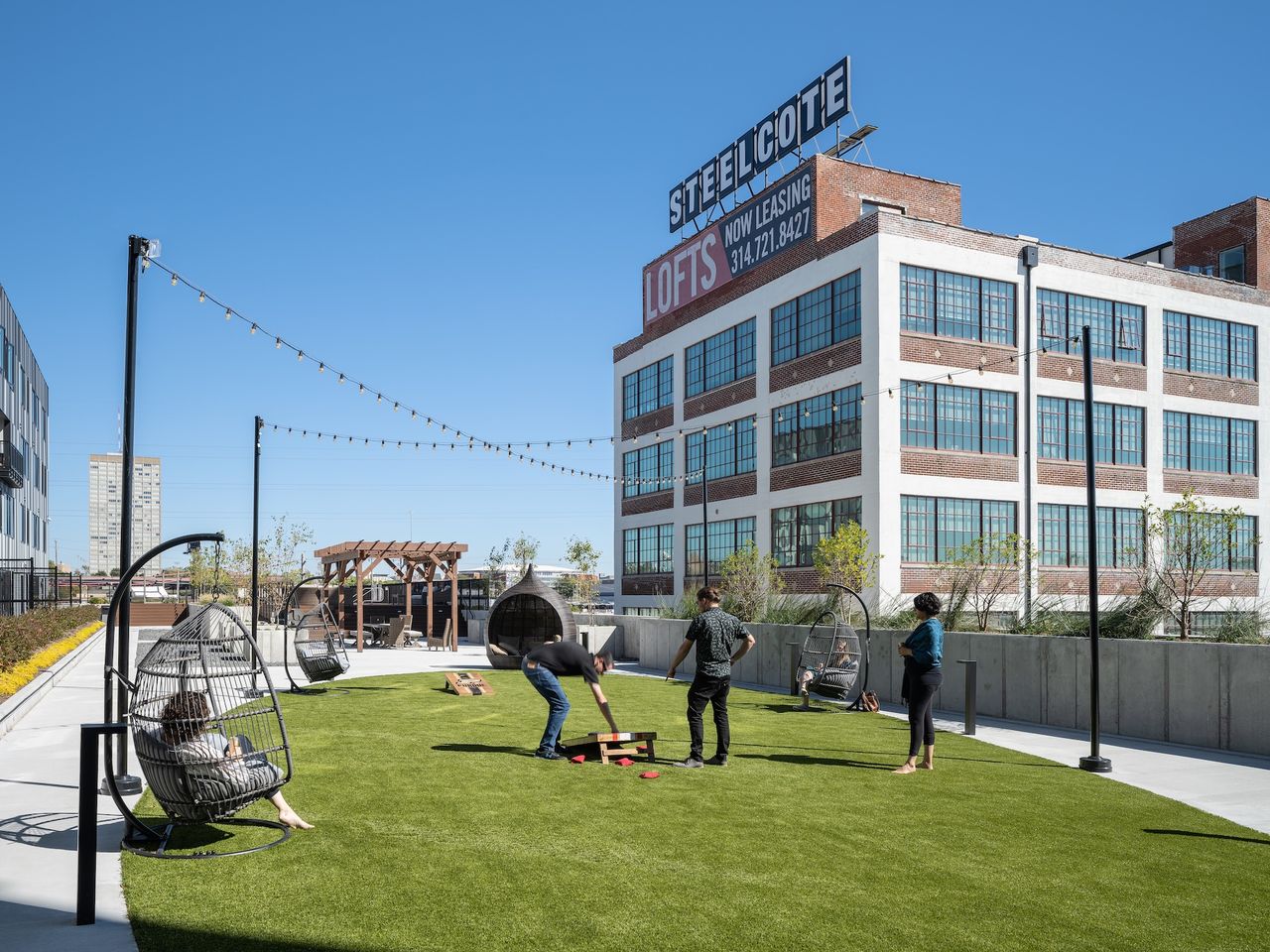 Steelcote Flats — St Louis amenitydeck