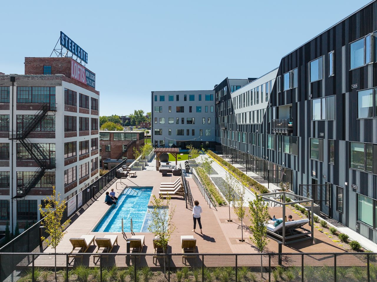 Steelcote Flats — St Louis amenitydeck