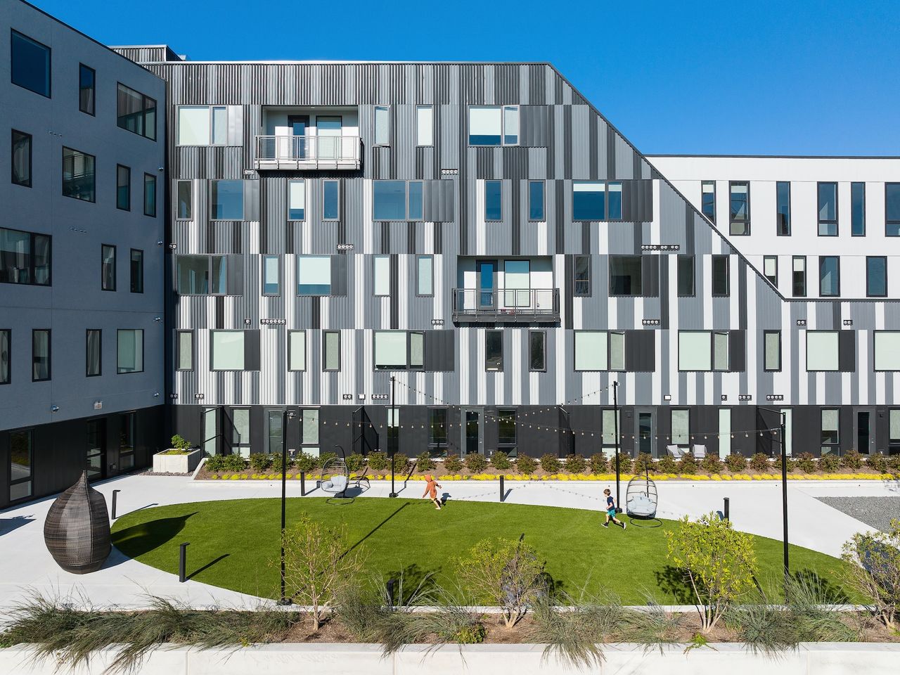 Steelcote Flats — St Louis amenitydeck