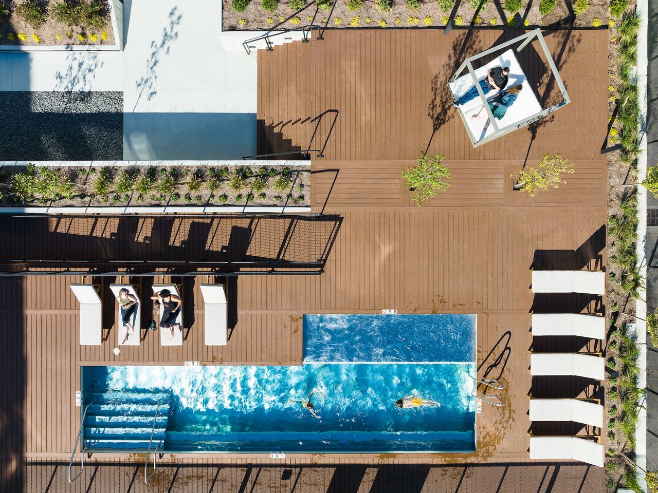 Steelcote Flats — St Louis amenitydeck