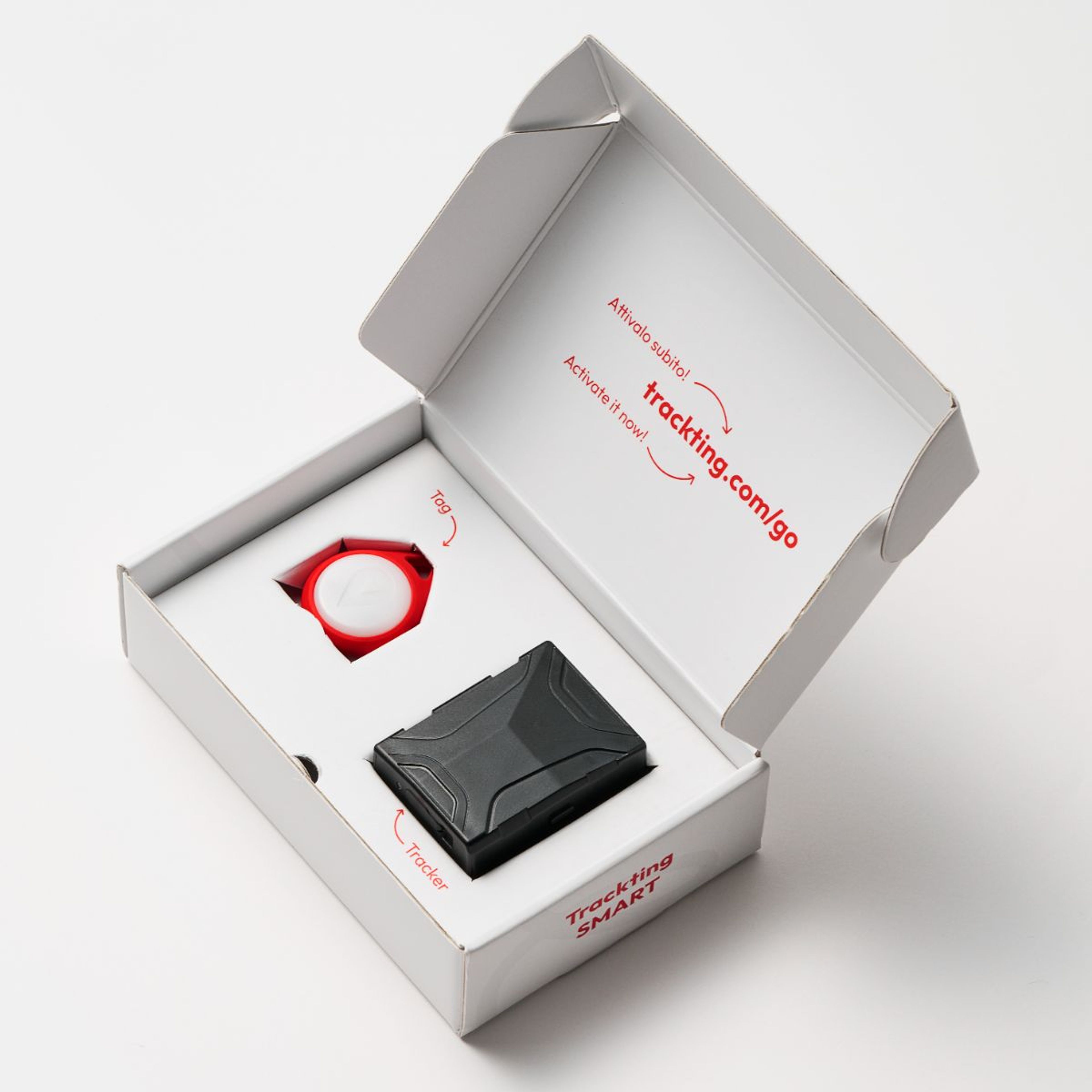 Confezione di Trackting SMART V3 aperta con dispositivo e tag portachiavi