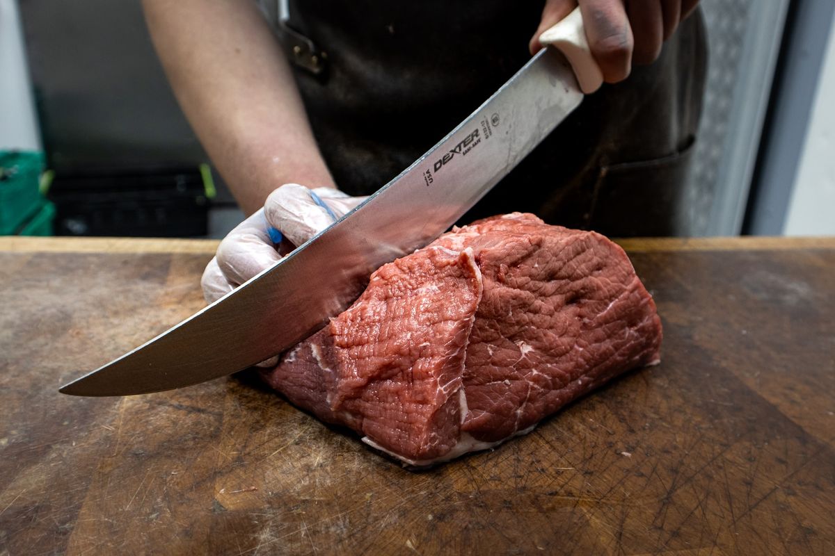 Falta carne na mesa: comer é cada dia mais um desafio no Brasil