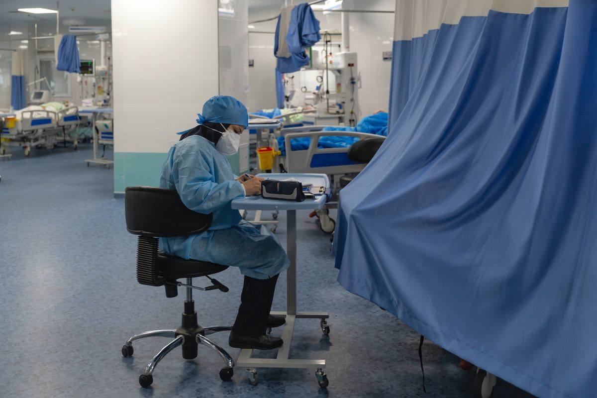 DW: Pandemic of anti-vaxxers and COVID deniers hits Romania