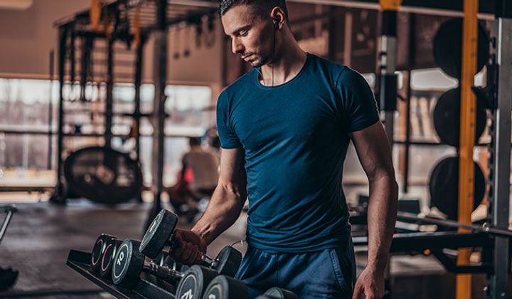 8 fitness motivation tips to stay on track