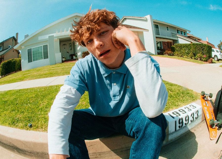trxvis Drops New Track, “CRASH LANDING”