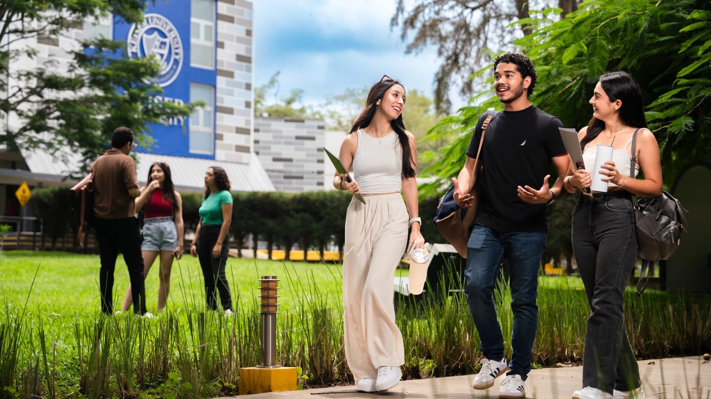 Keiser University - Fotografía Comercial 1