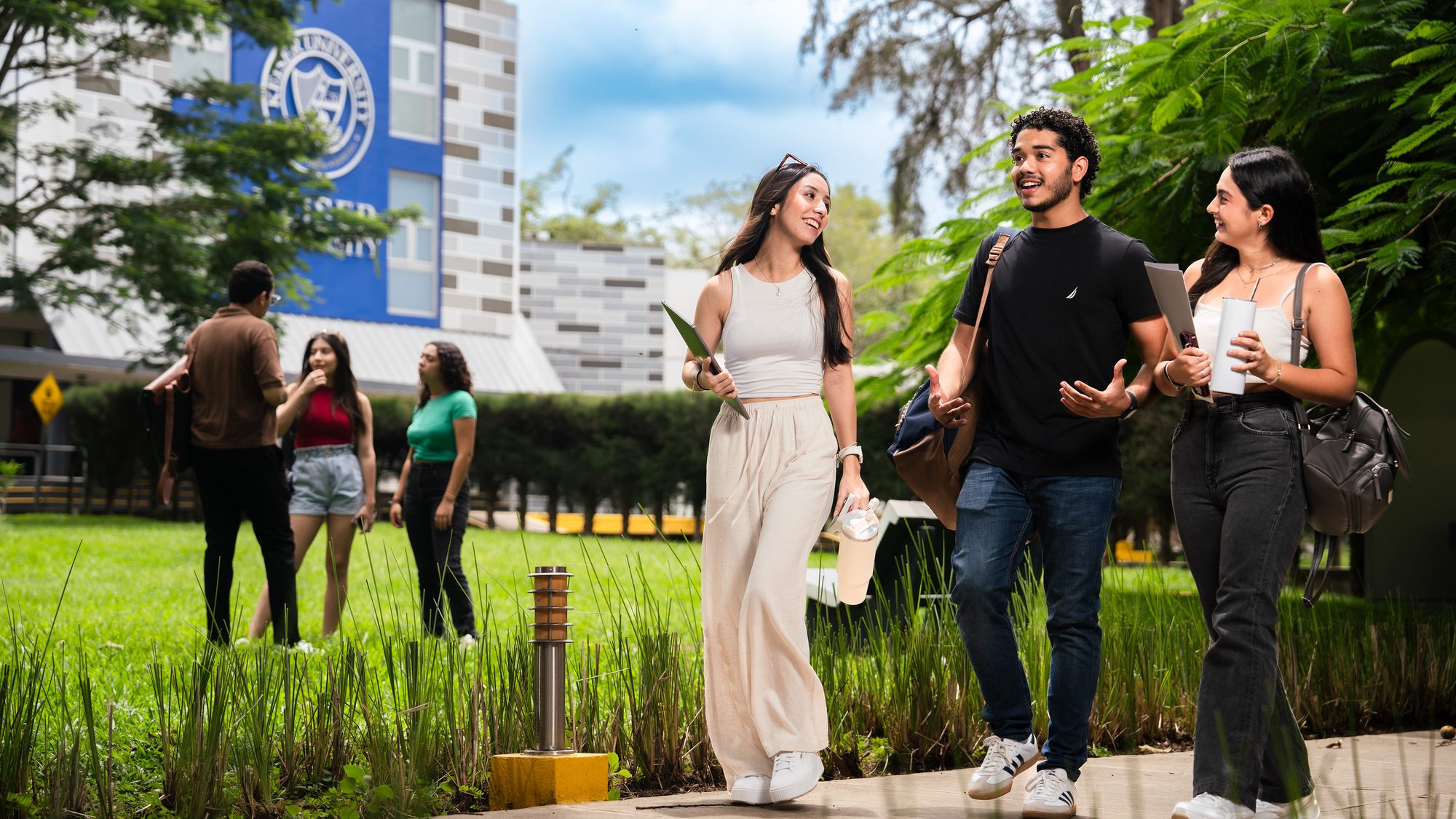 Keiser University - Fotografía Comercial 1