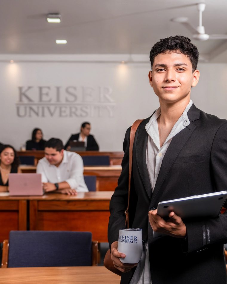 Keiser University - Fotografía Comercial 1