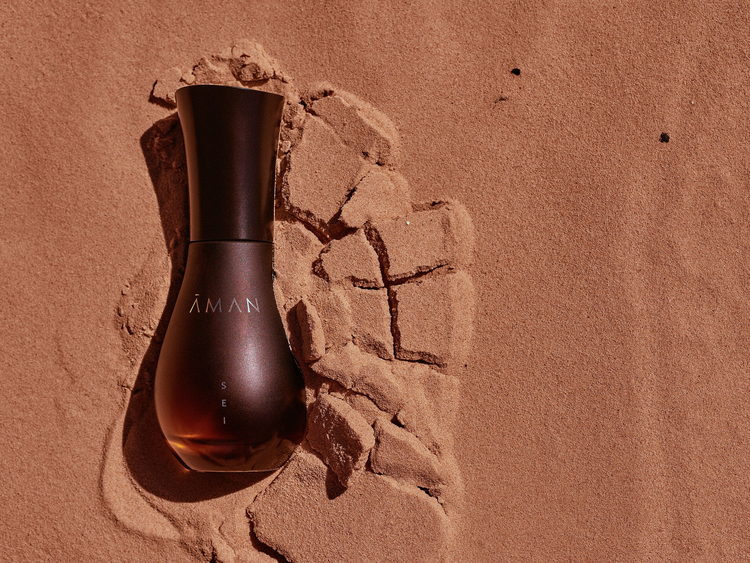 Aman Fine Fragrance Sei at Amangiri. Art Direction by Colville-Walker, Photography by Chris Colls.