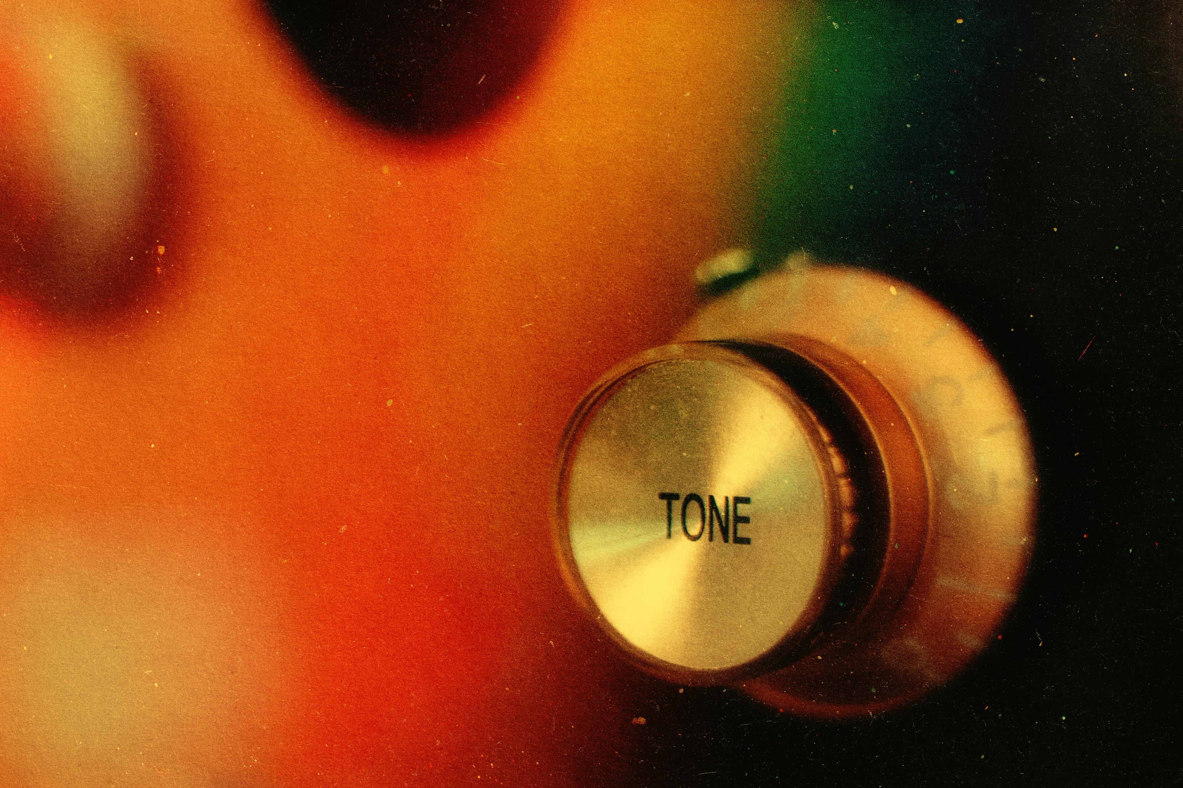 Vintage tone knob