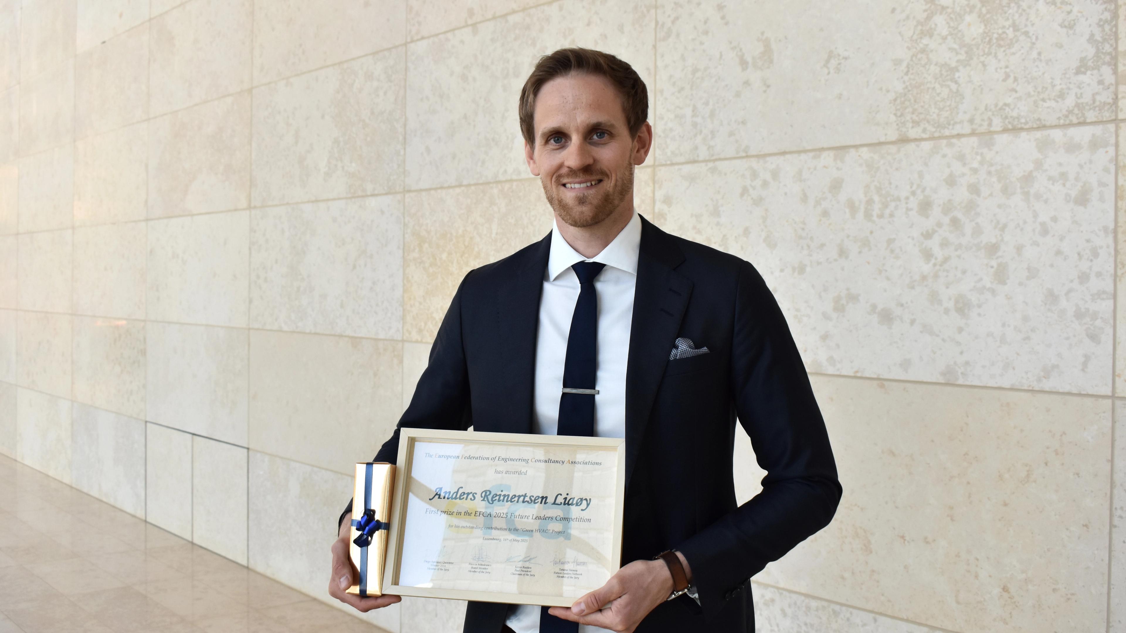 Illustrasjon av Anders R. Liaøy til topps i europeisk ingeniørkonkurranse