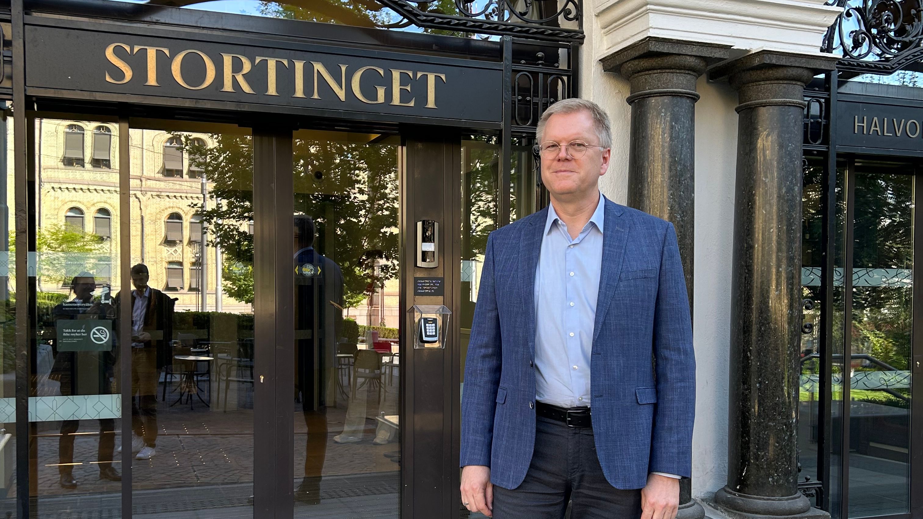 Illustrasjon av RIF til Stortinget: – Oppgradering av bygg må være en del av klimaløsningen