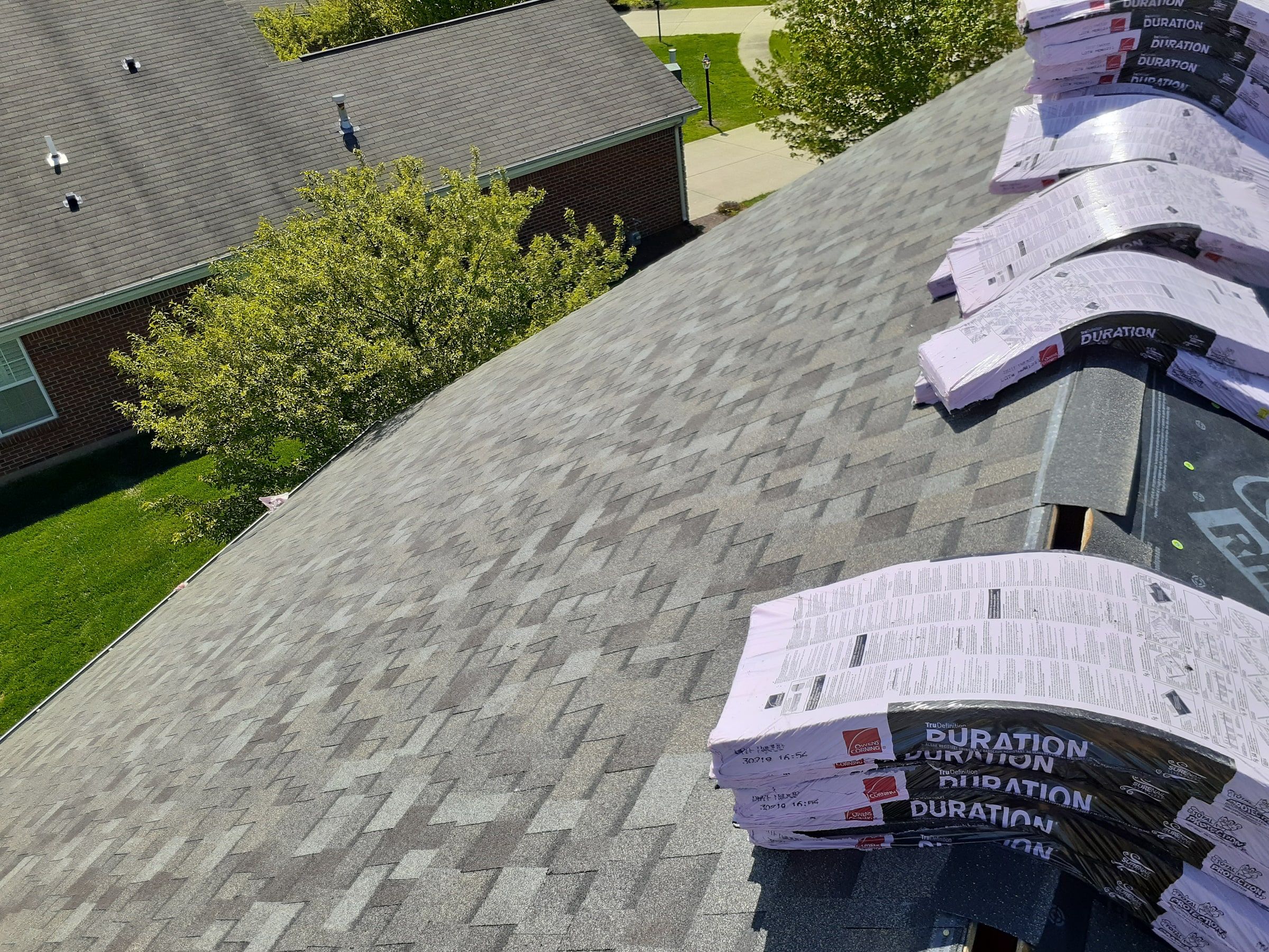 Duration shingles and bundles on the ridge