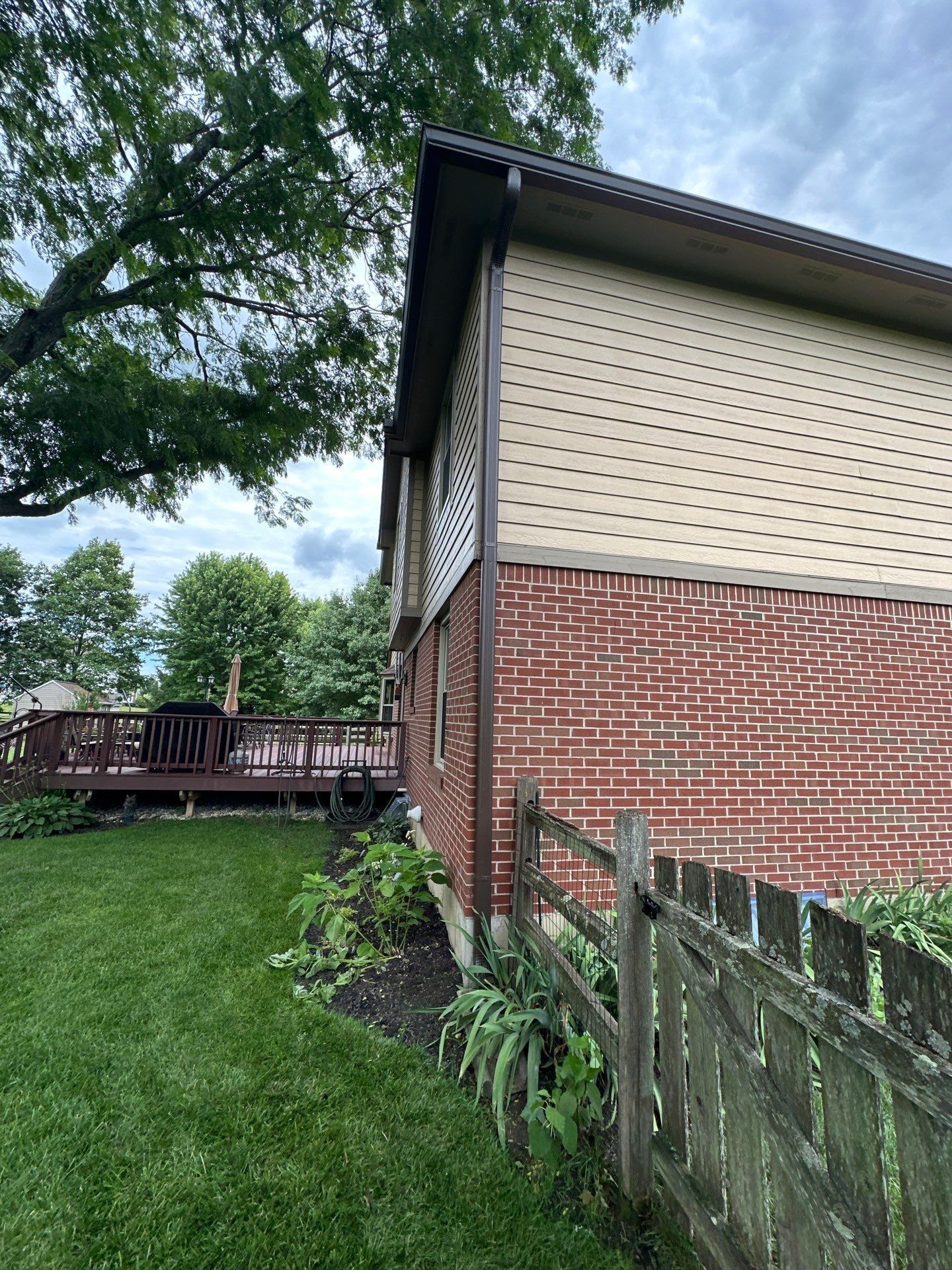 Side of the house, roof and gutters