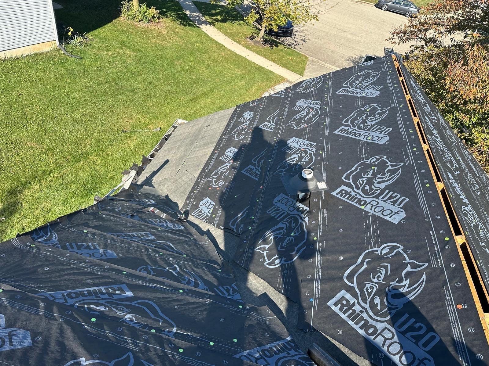 Underlayment lapped up both sides of a hip, Beavercreek, Ohio.