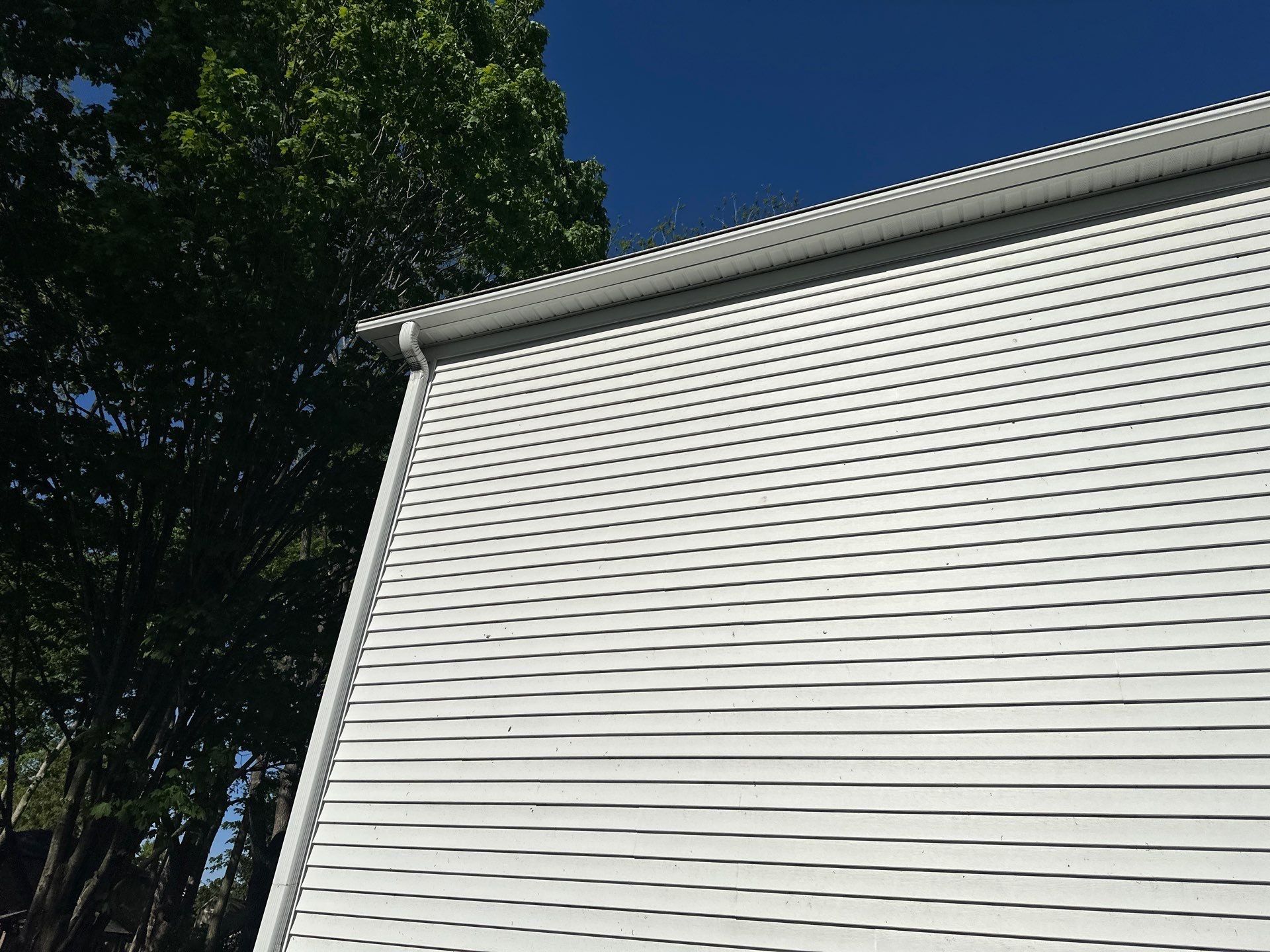 Garage eave fascia and soffit