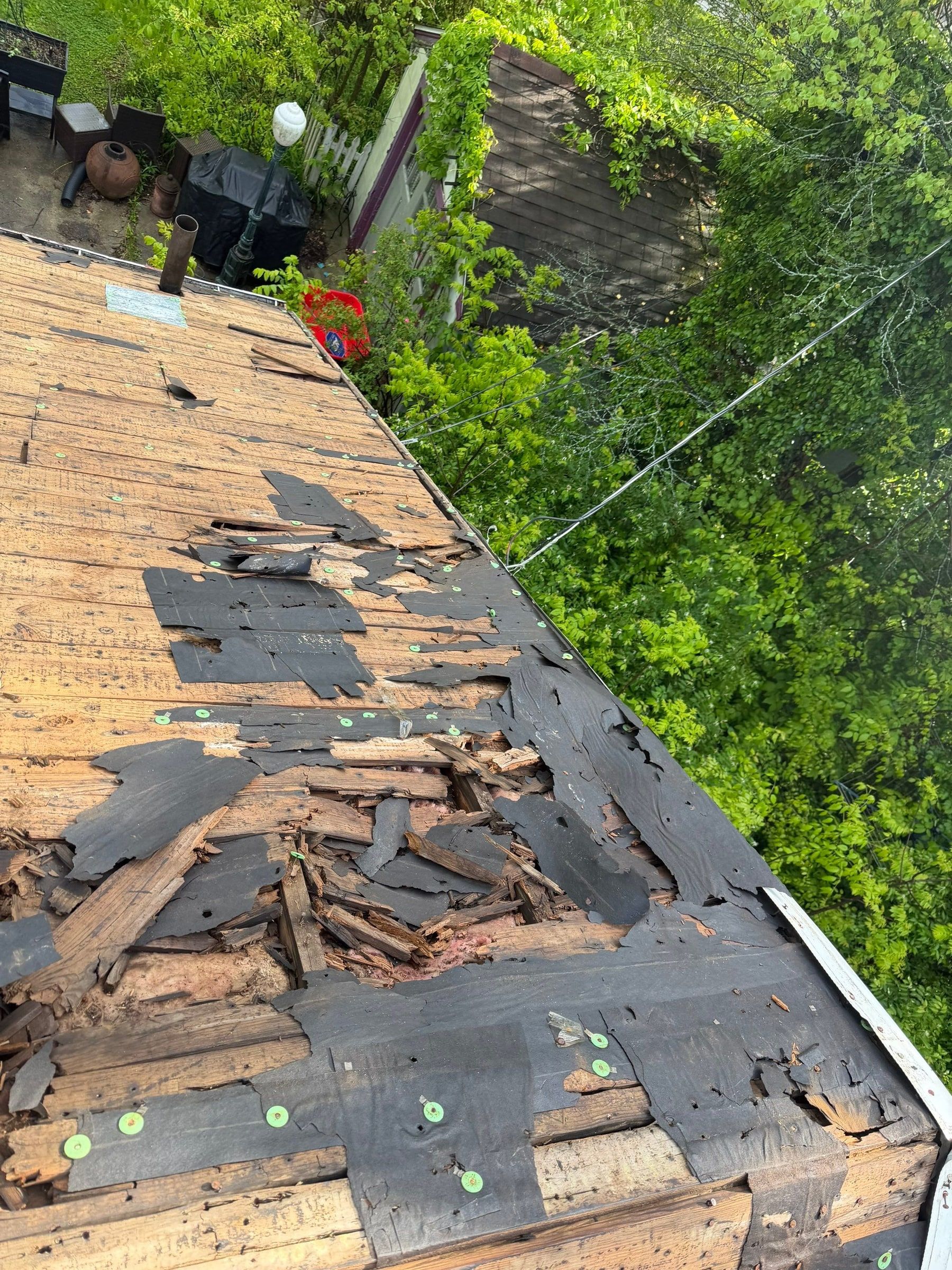 Delaminated boards on the deck