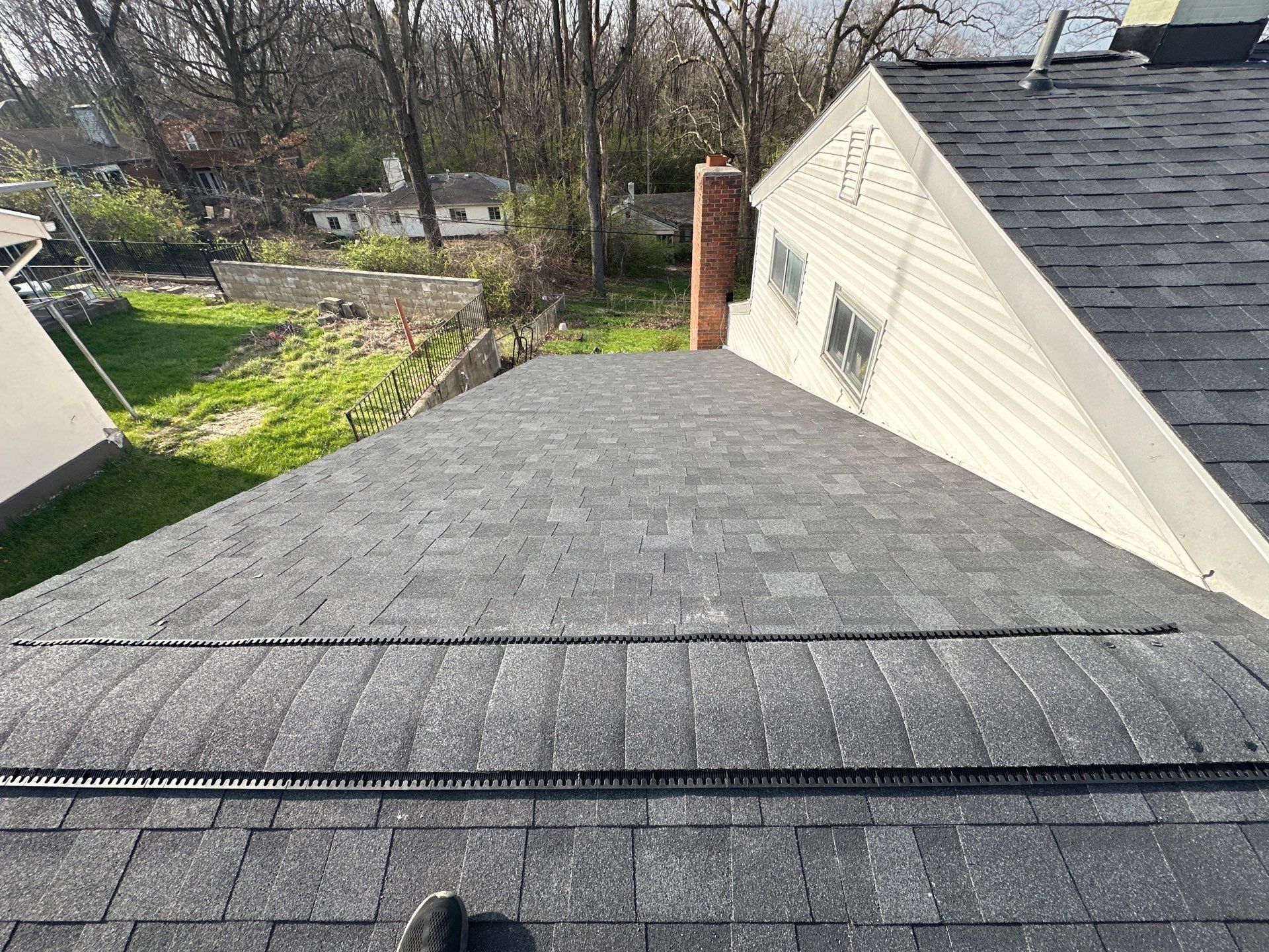 The finished roof below the second-story wall, Dayton, Ohio.