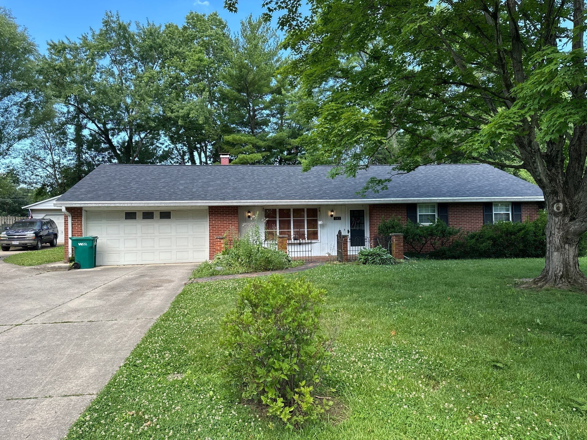 Brick ranch from the front lawn