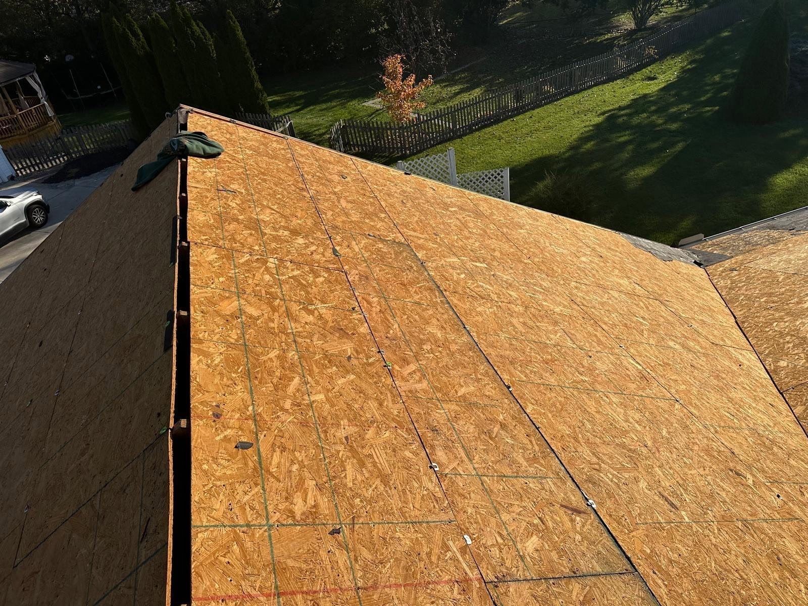 The roof torn off down to the OSB deck along a valley, Beavercreek, Ohio.