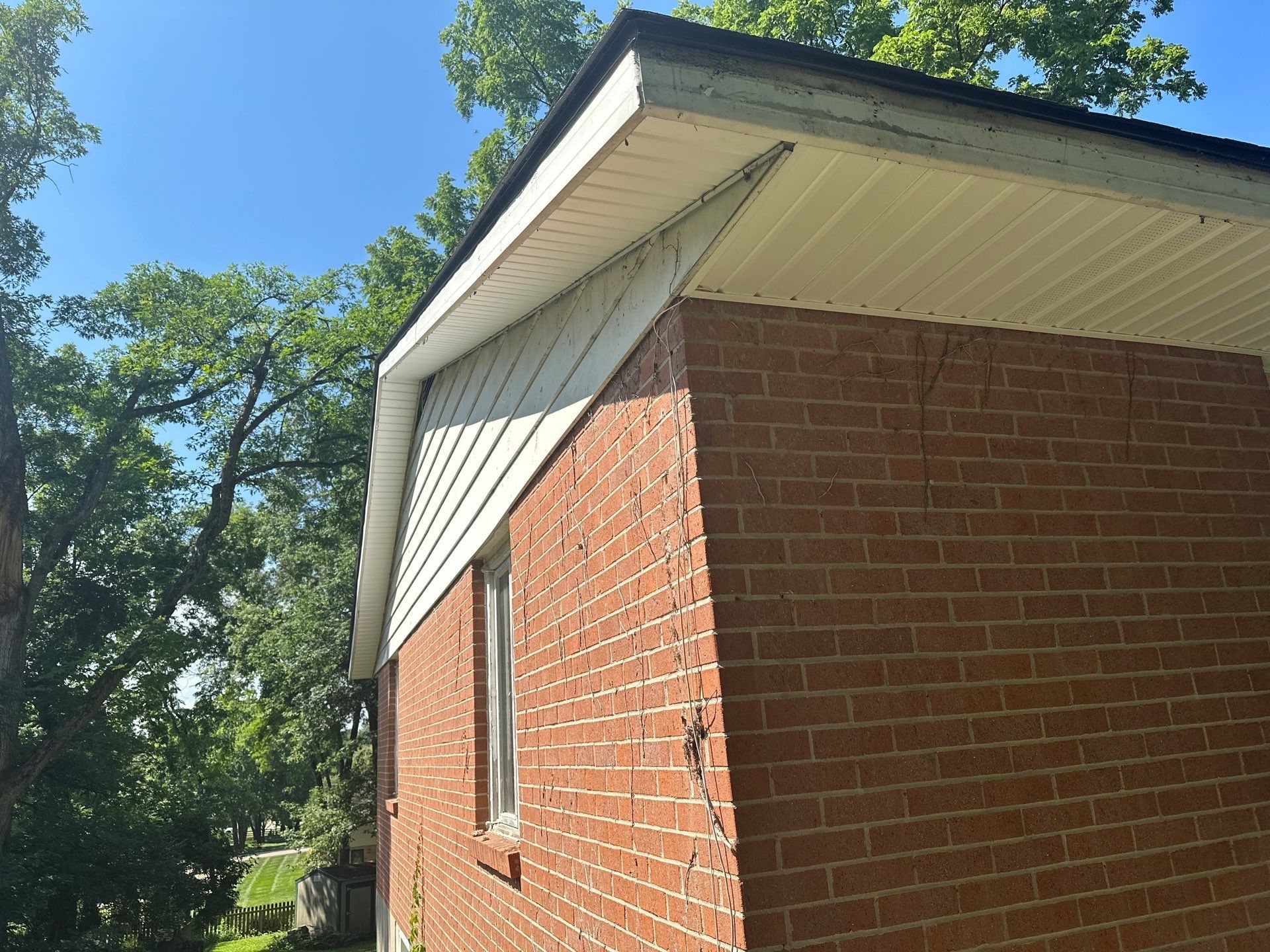 Completed fascia and eave line