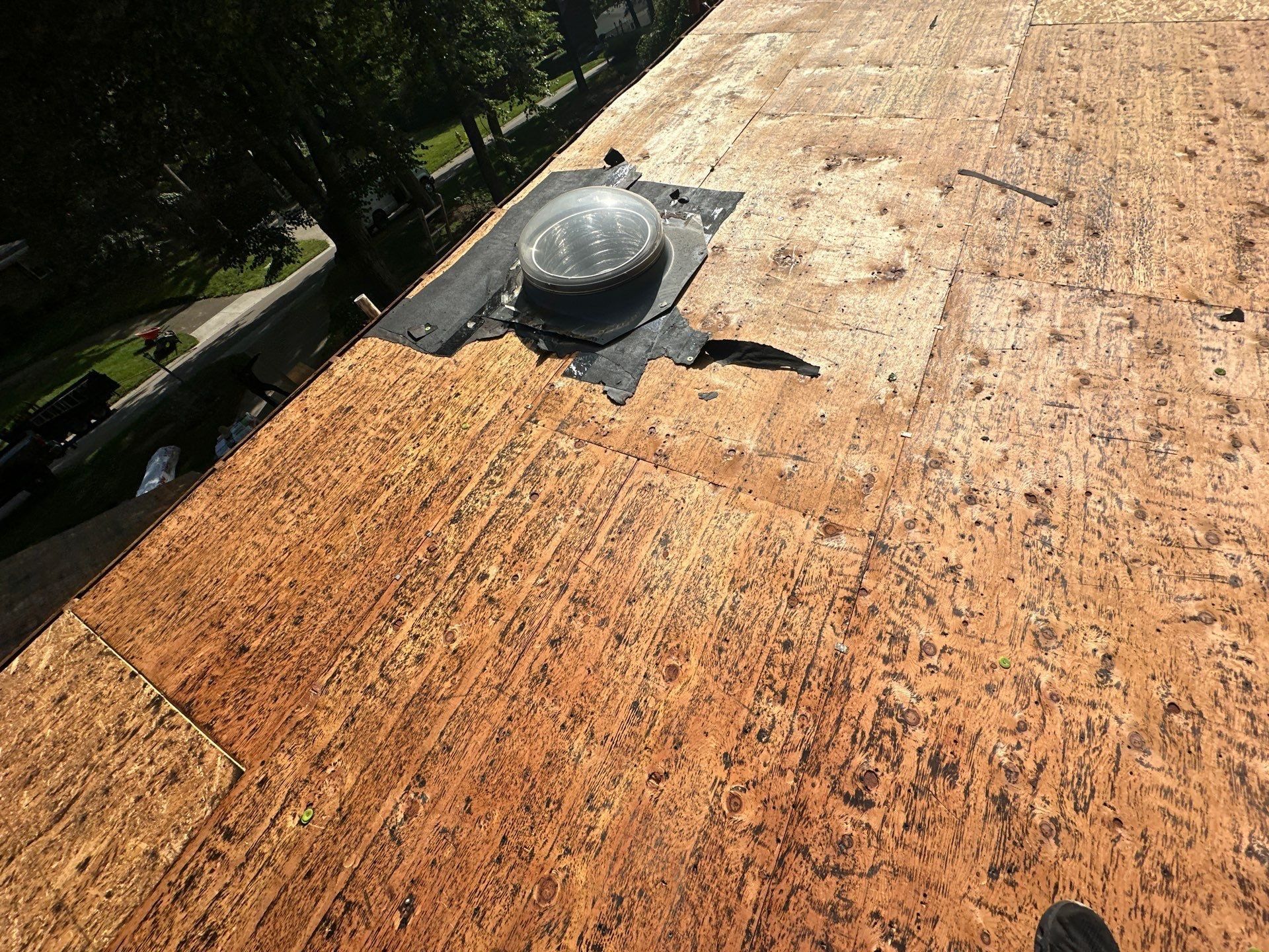Domed skylight on the stripped deck