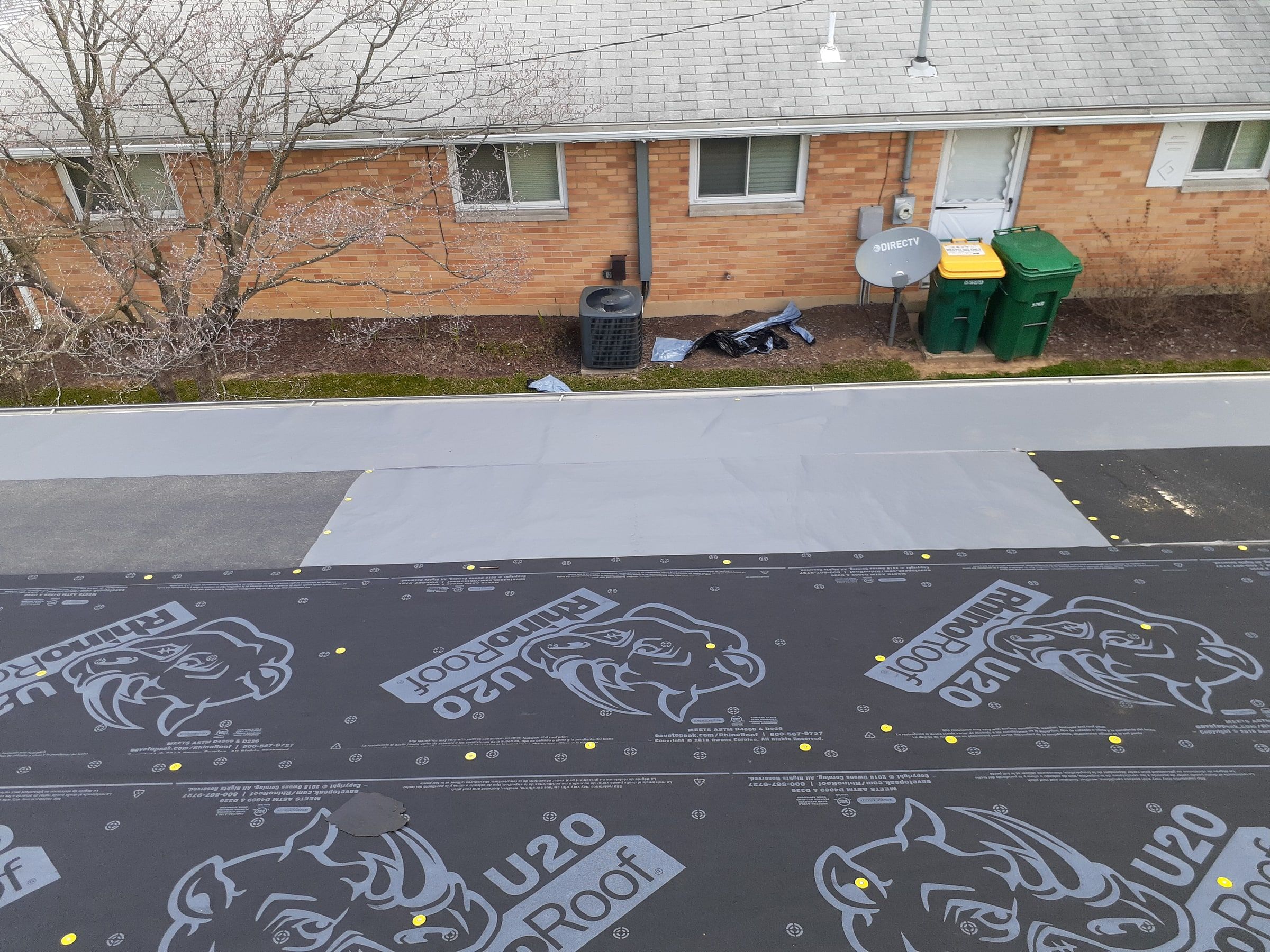 Ice and water shield at the eave with RhinoRoof U20 synthetic above it, Kettering, Ohio.