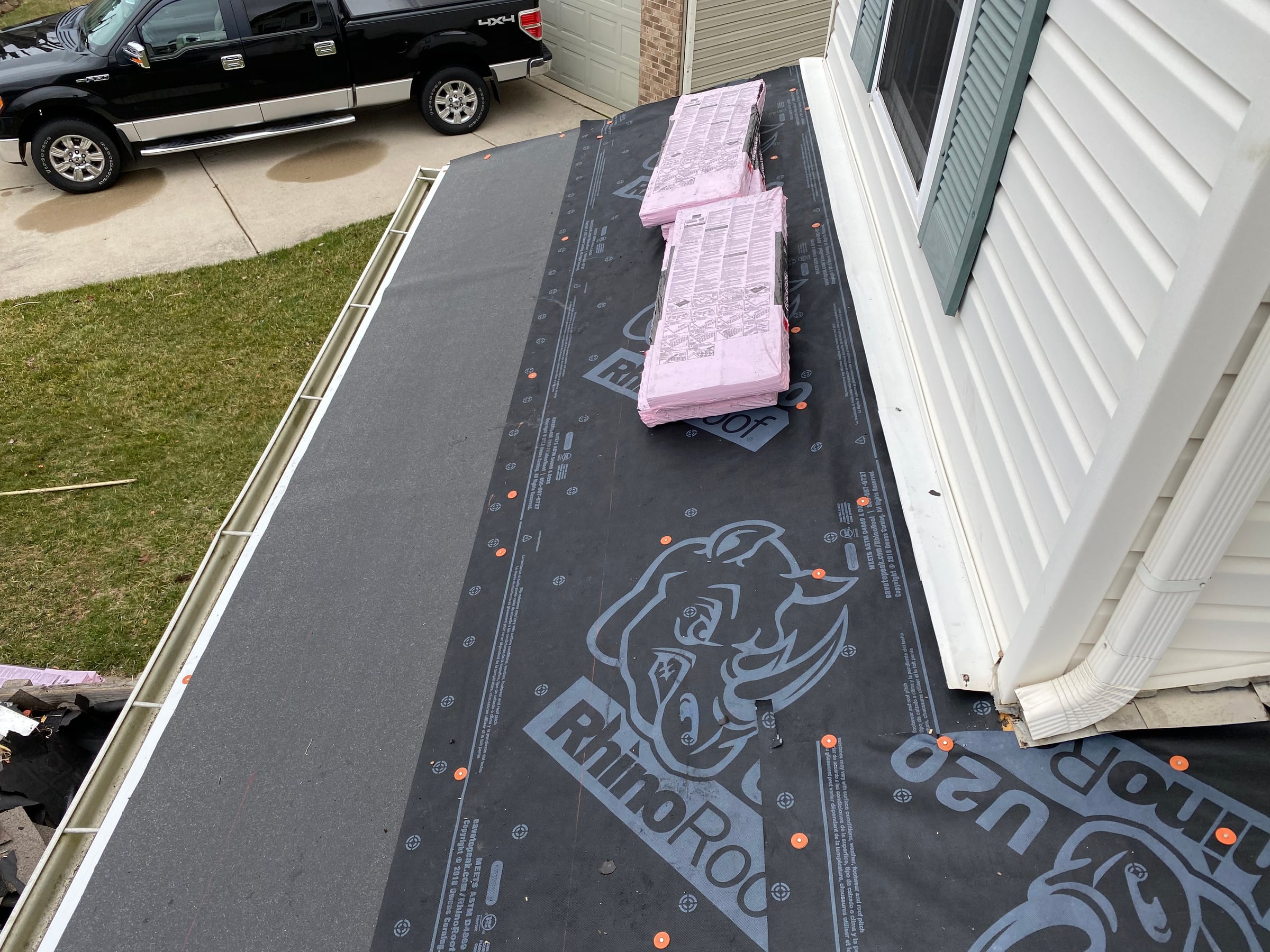 Underlayment on the garage plane