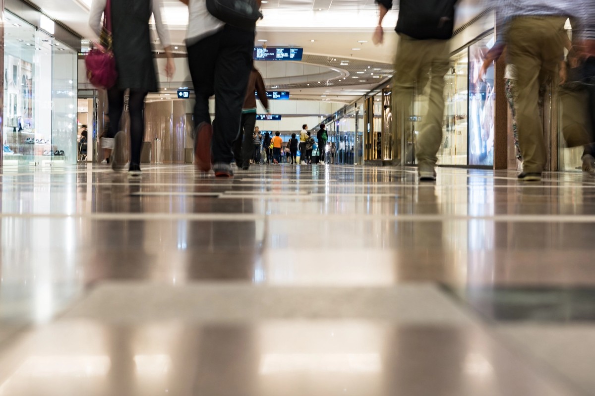 small business’s guide to tracking footfall and conversion rates crucial for F&B and retail success