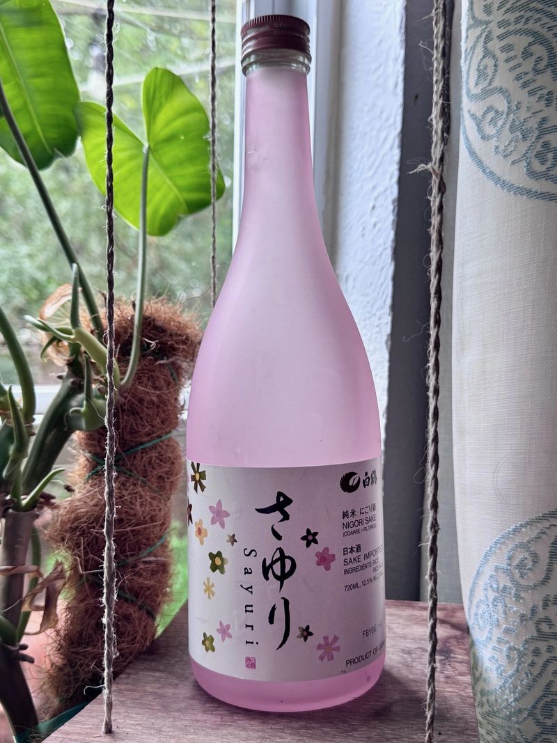 Sayuri Nigori — Hakutsuru Hakutsuru Sayuri Nigori Junmai-shu sake bottle