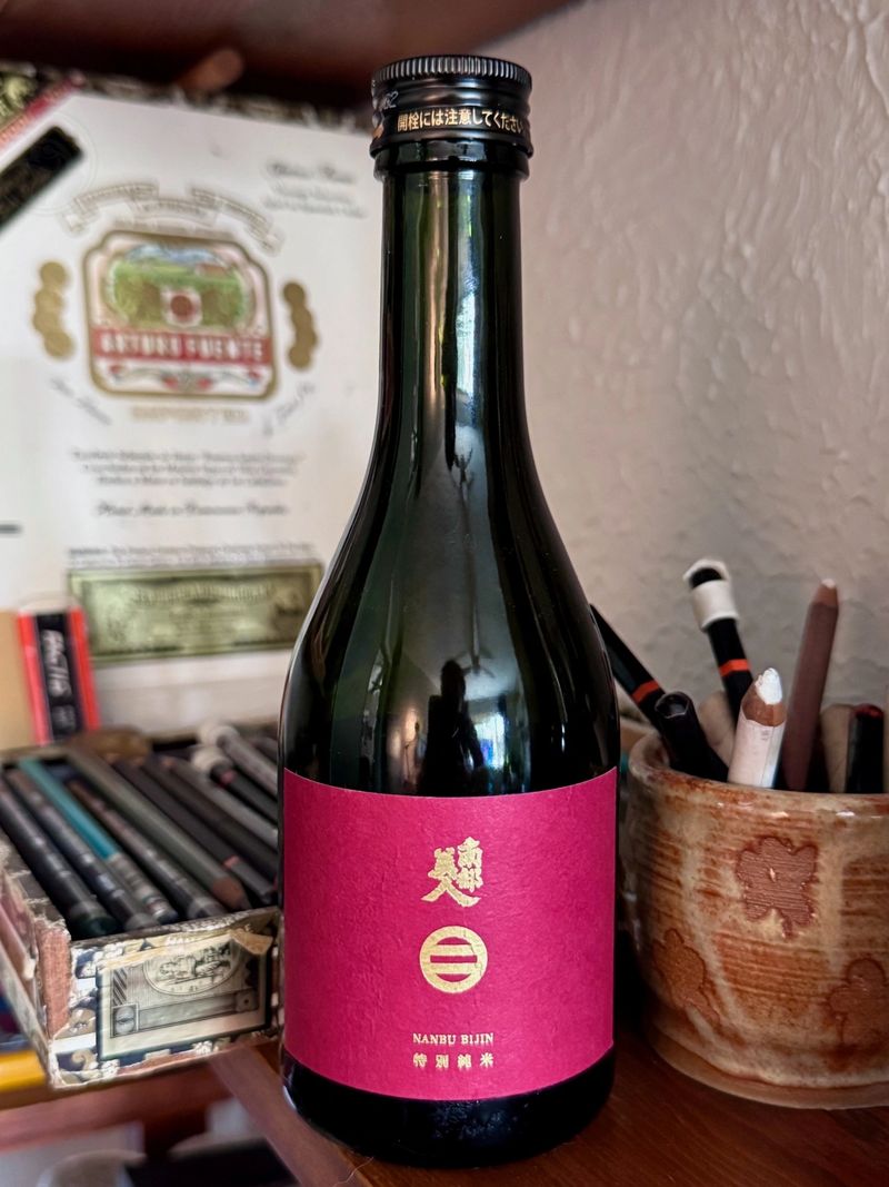 Nanbu Bijin — Nanbu Bijin Brewery Nanbu Bijin Tokubetsu Junmai sake bottle