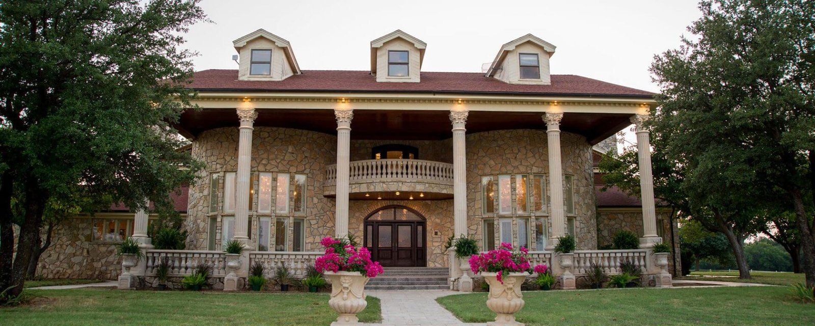 Southern Bliss Villa at Comanche Rose Ranch logo