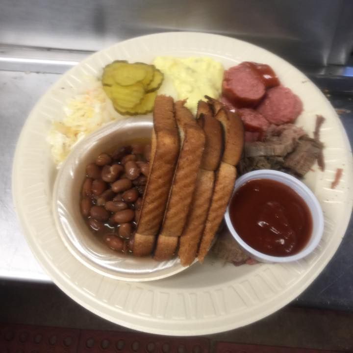 Fenoglio's BBQ logo