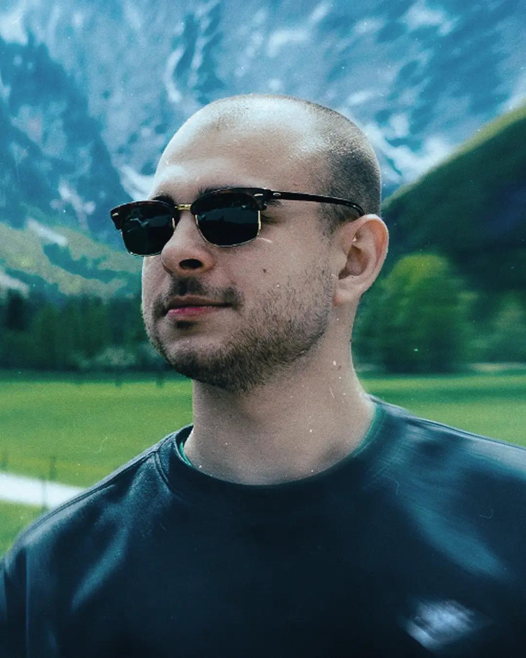 Image of Tommy