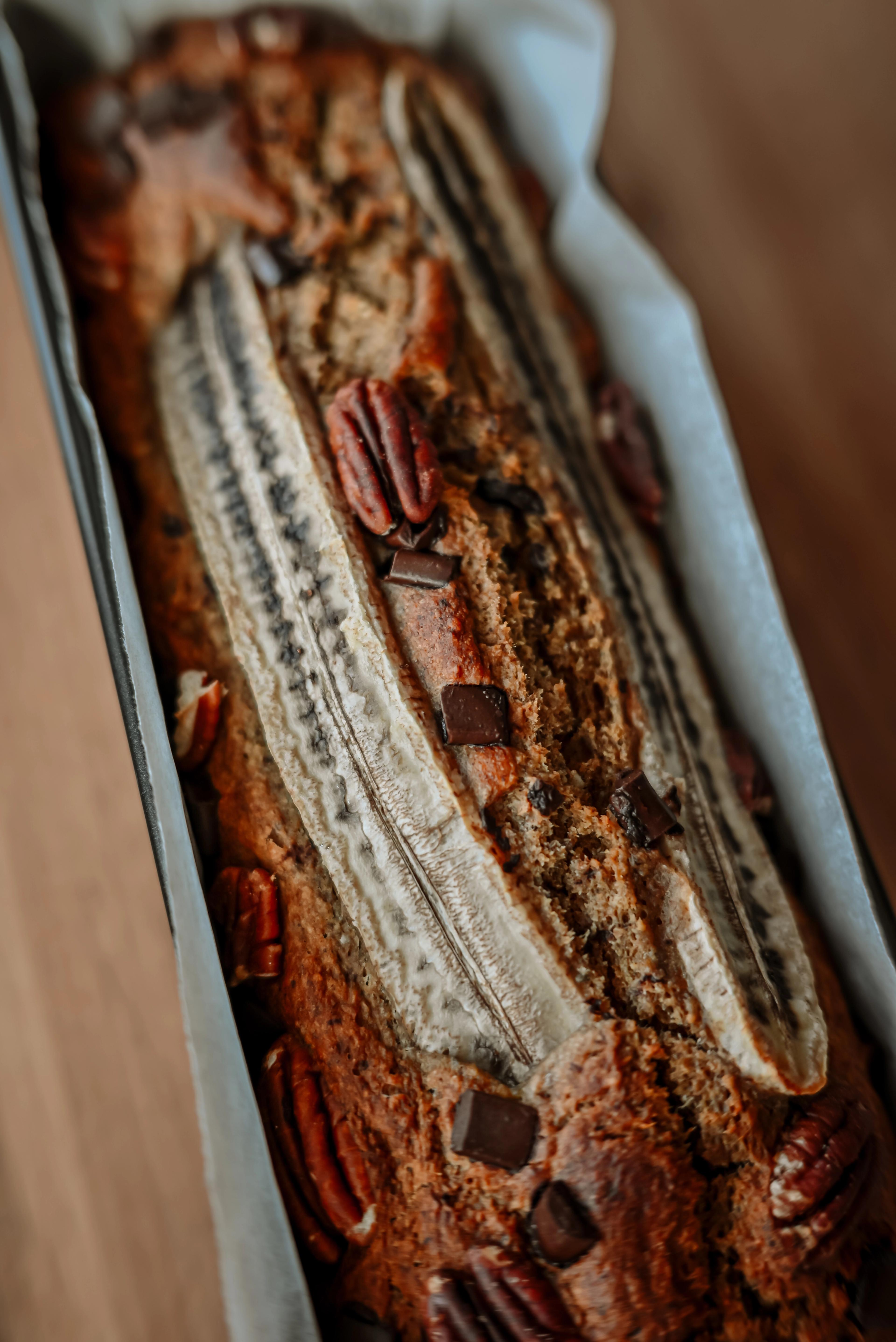 Banánkenyér csokival és pekándióval