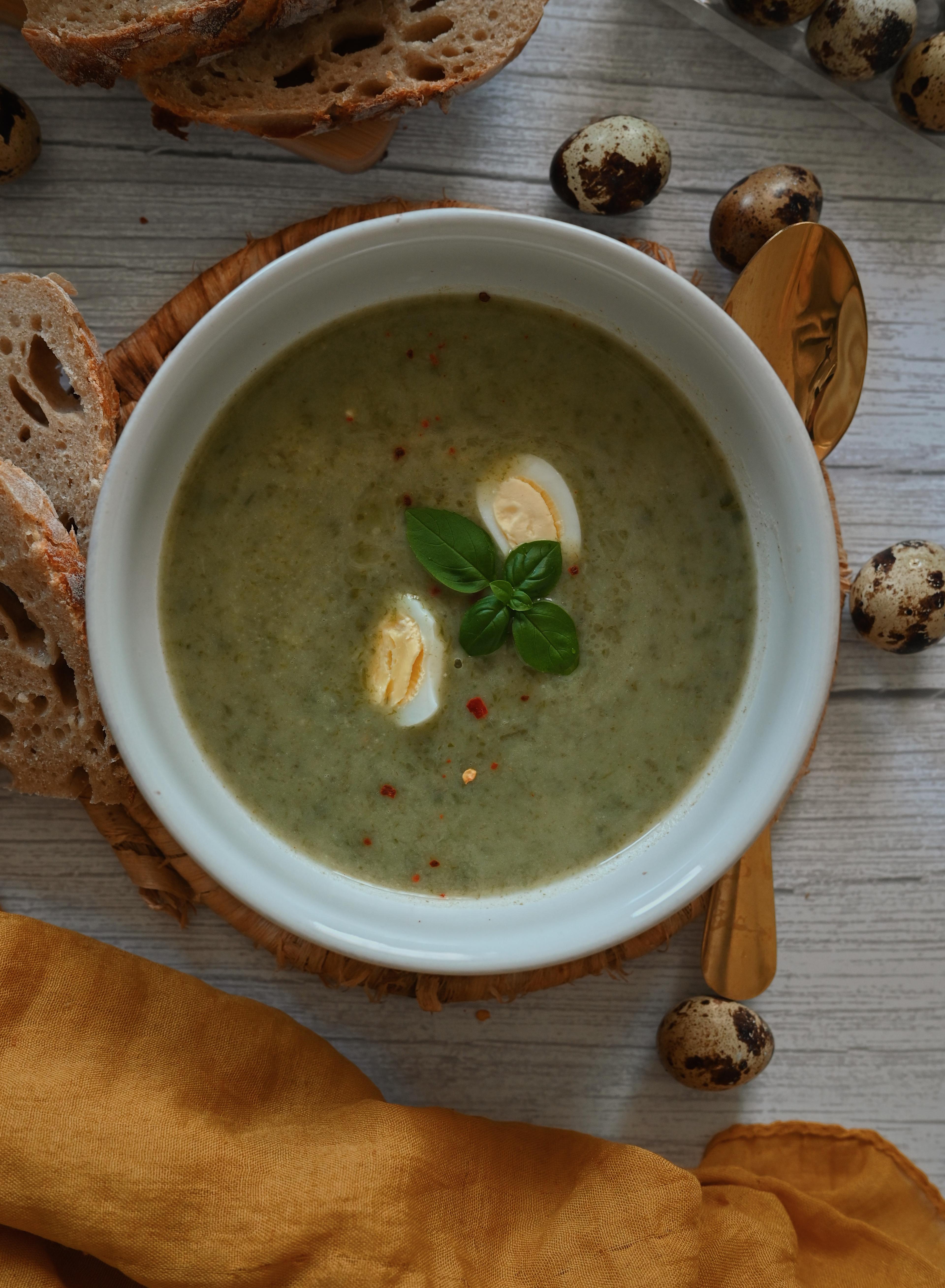 Medvehagyma krémleves