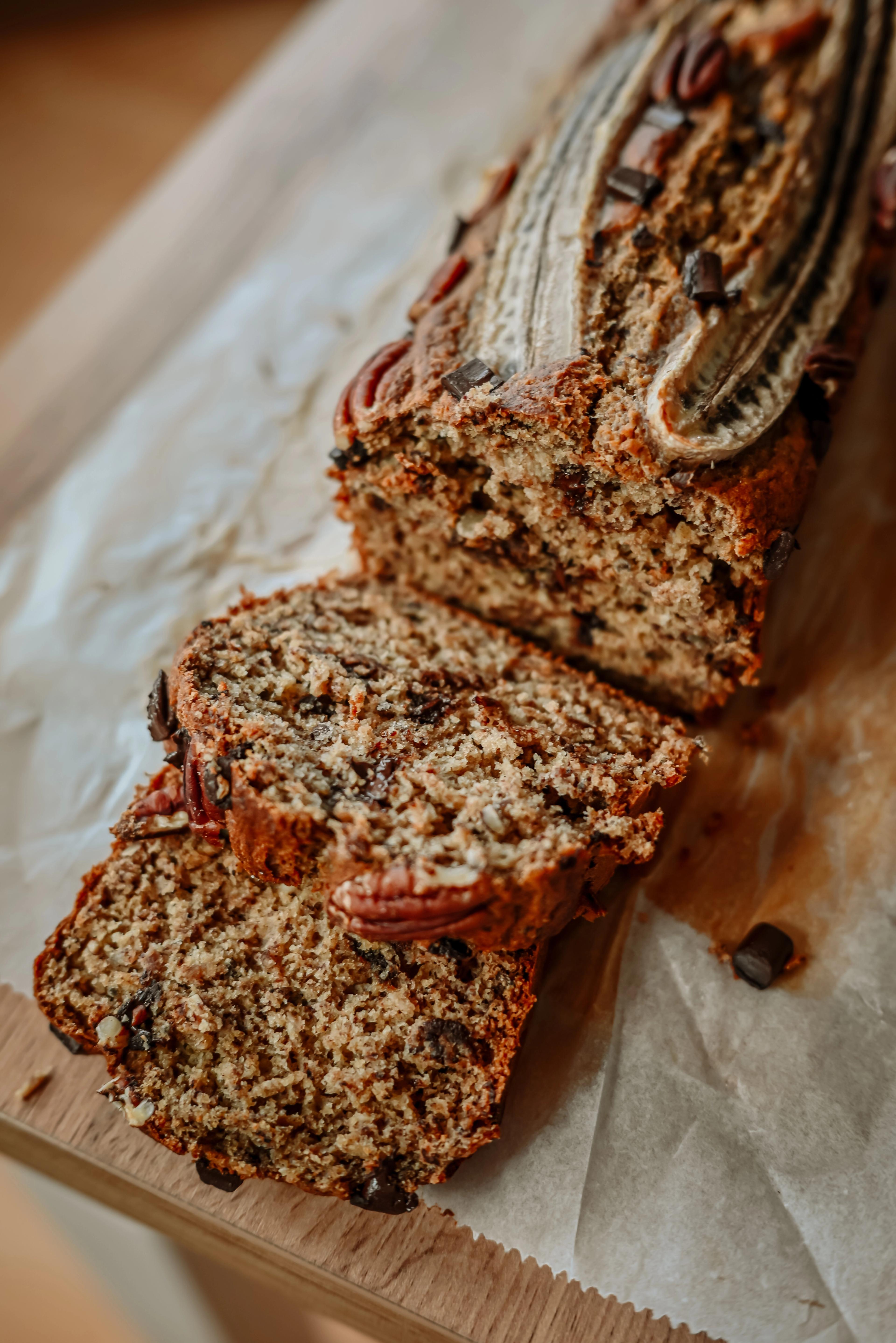 Banánkenyér csokival és pekándióval