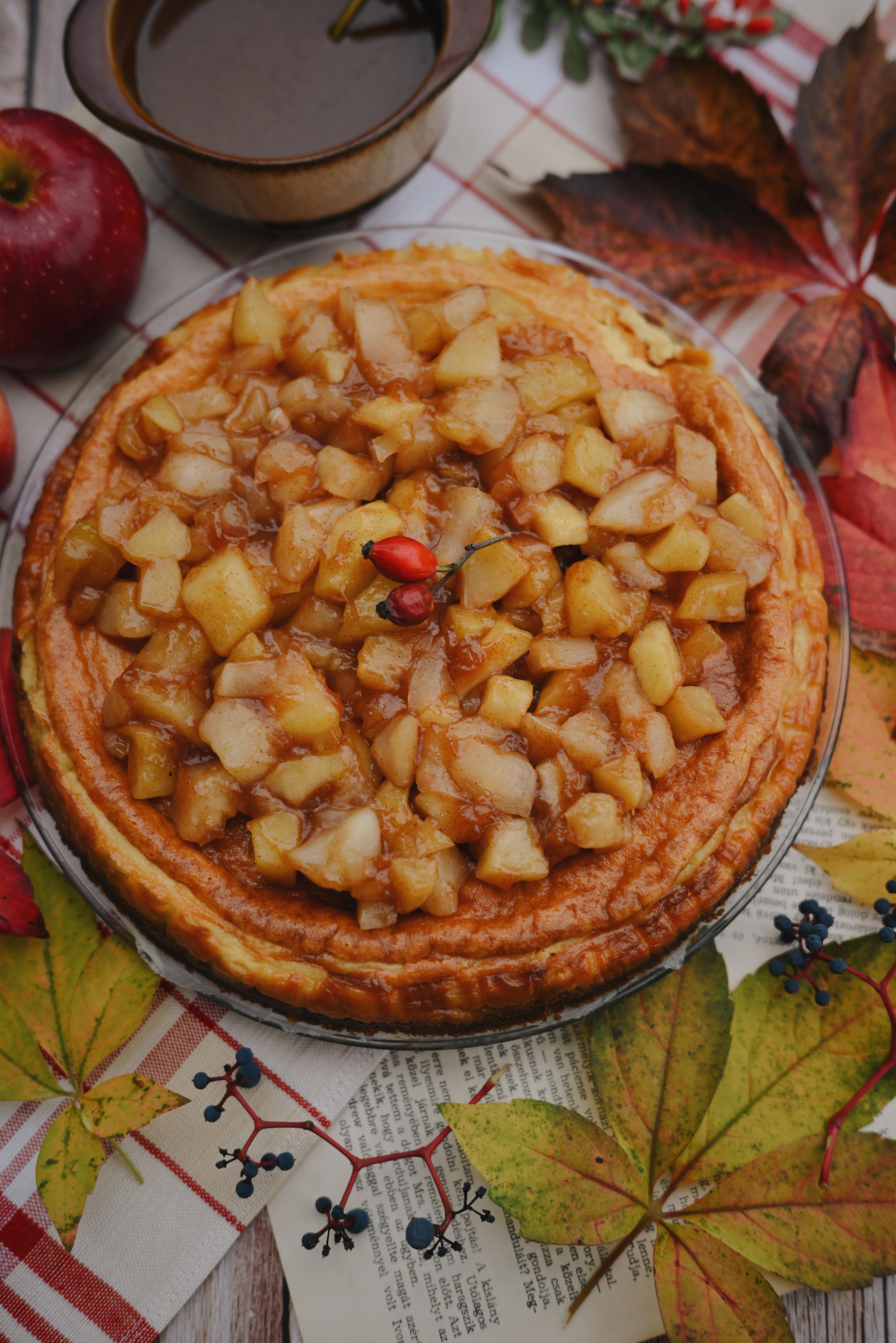 Almás karamellás sajttorta