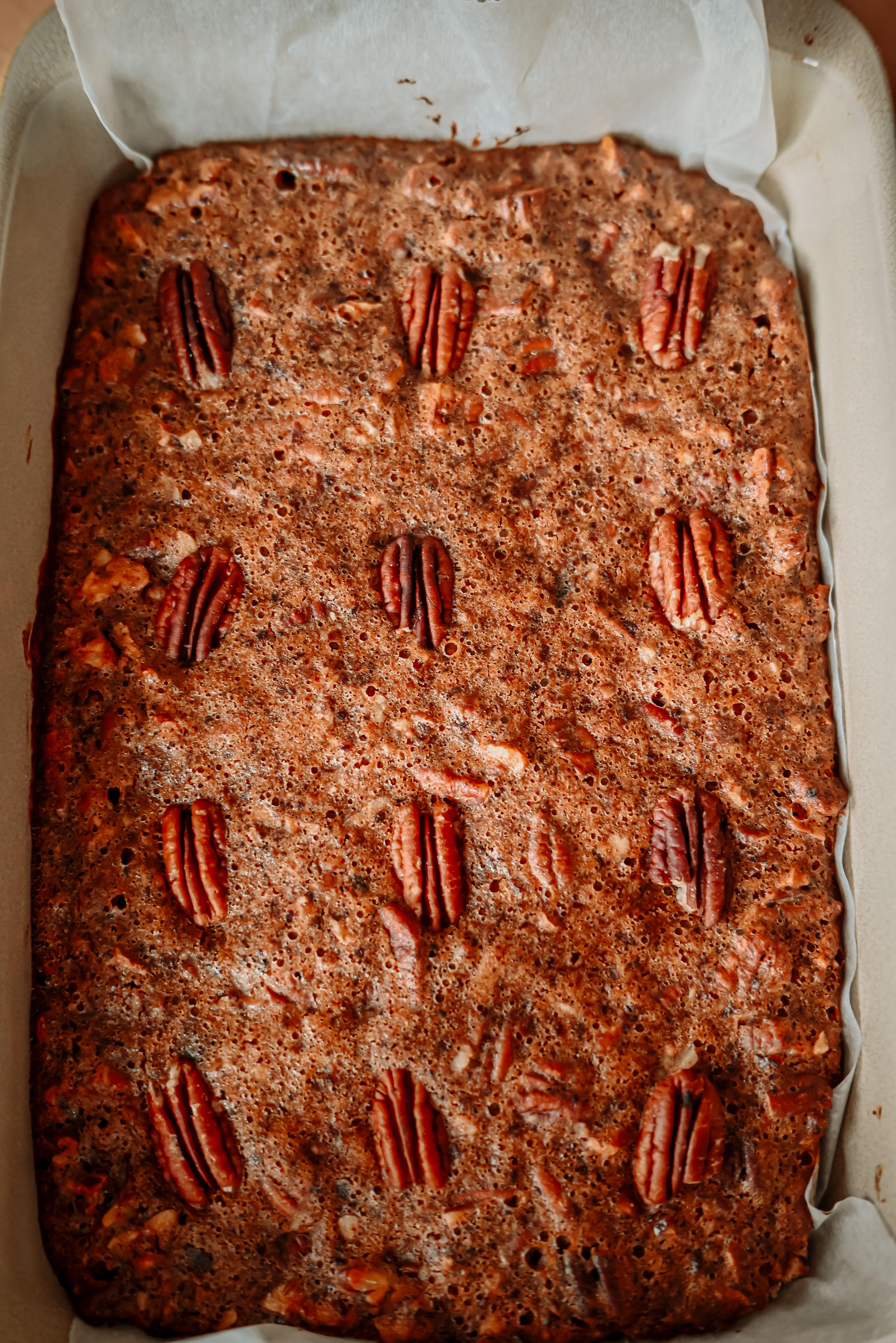 Pekándiós datolyás szelet