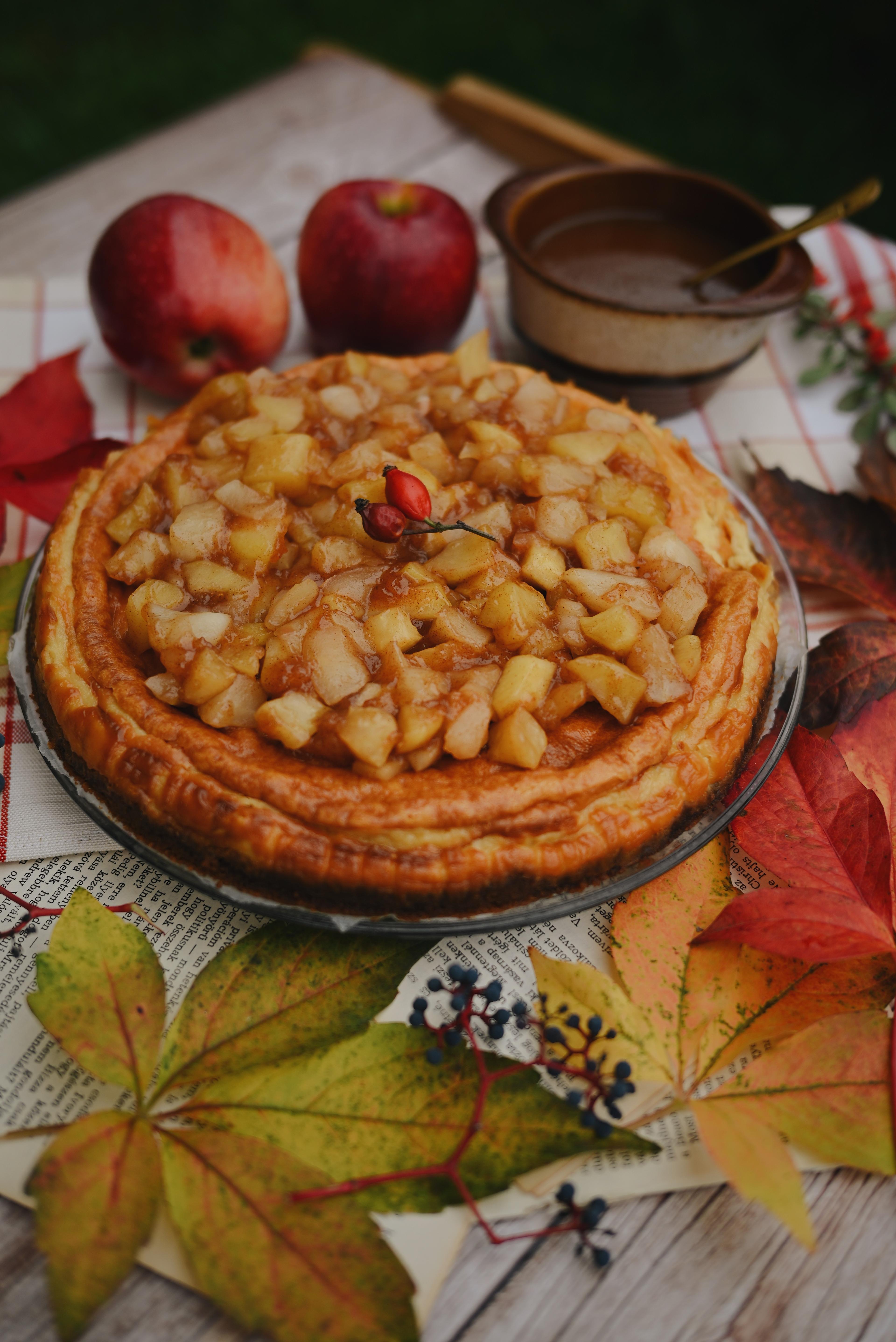 Almás karamellás sajttorta