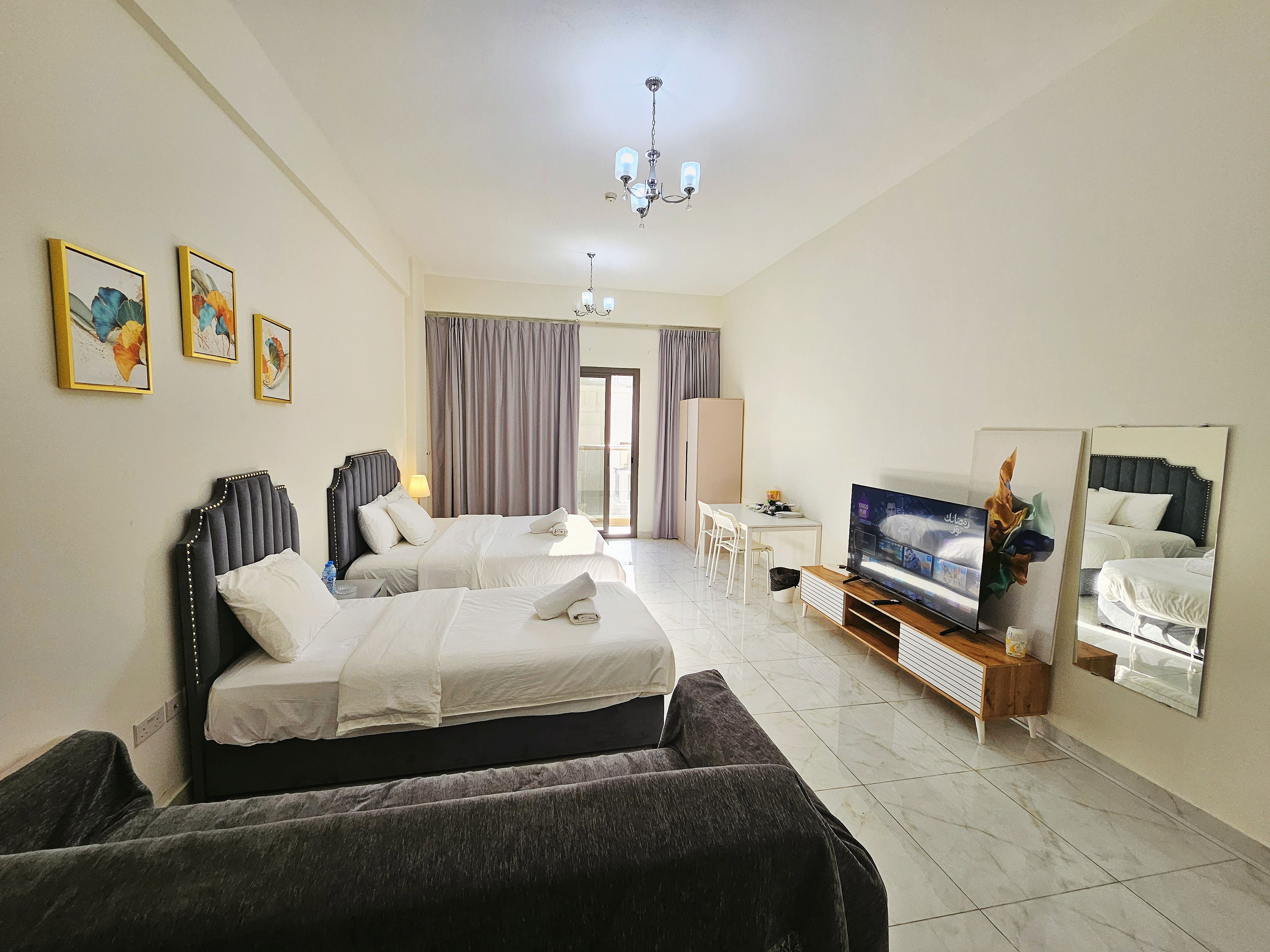 Luxury Studio Apartment in International City China Town | 國際城唐人街豪華單間公寓