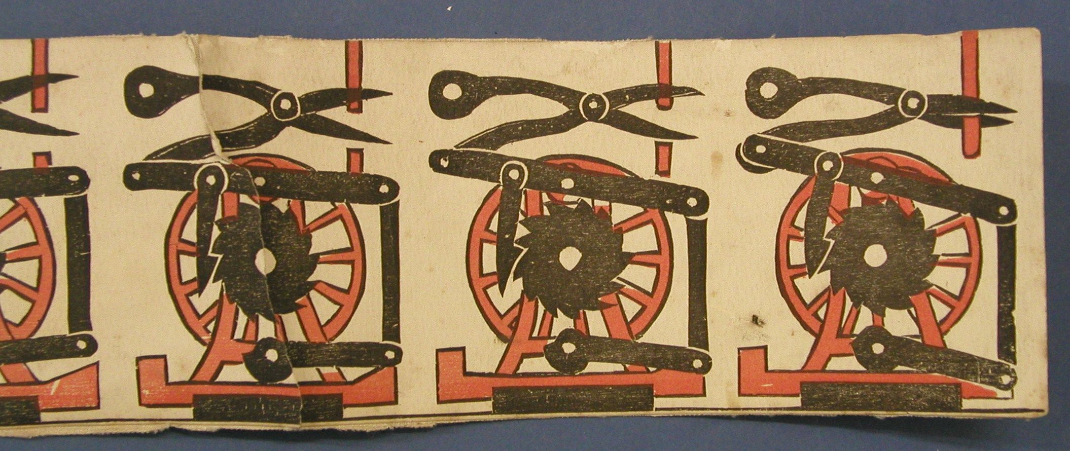 Three successive machine drawings, with different wheel and rod positions and opening shears