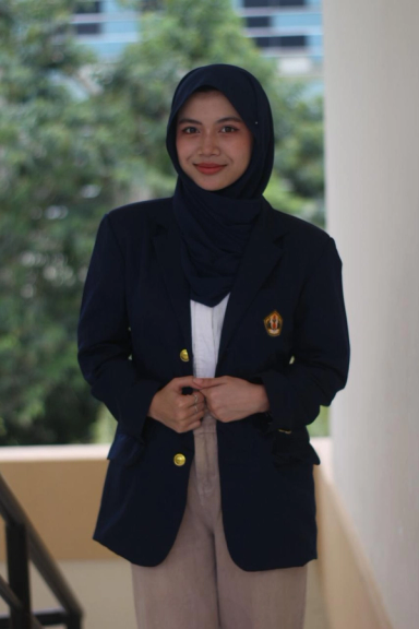 naila-farhani